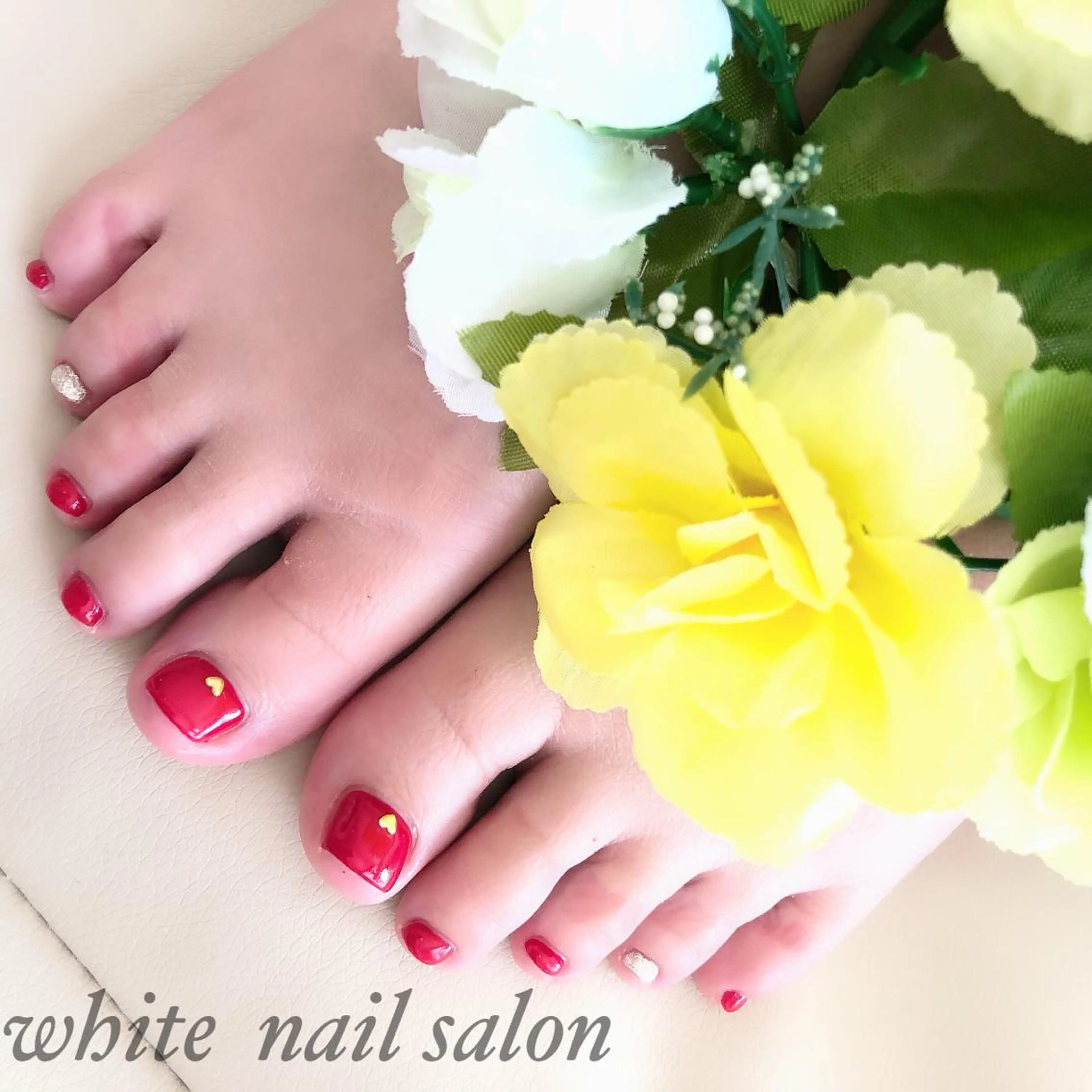ネイル フットネイル ジェルネイル ハードジェル オフィスネイル スカルプネイル フットネイル white nail salonのネイルデザイン