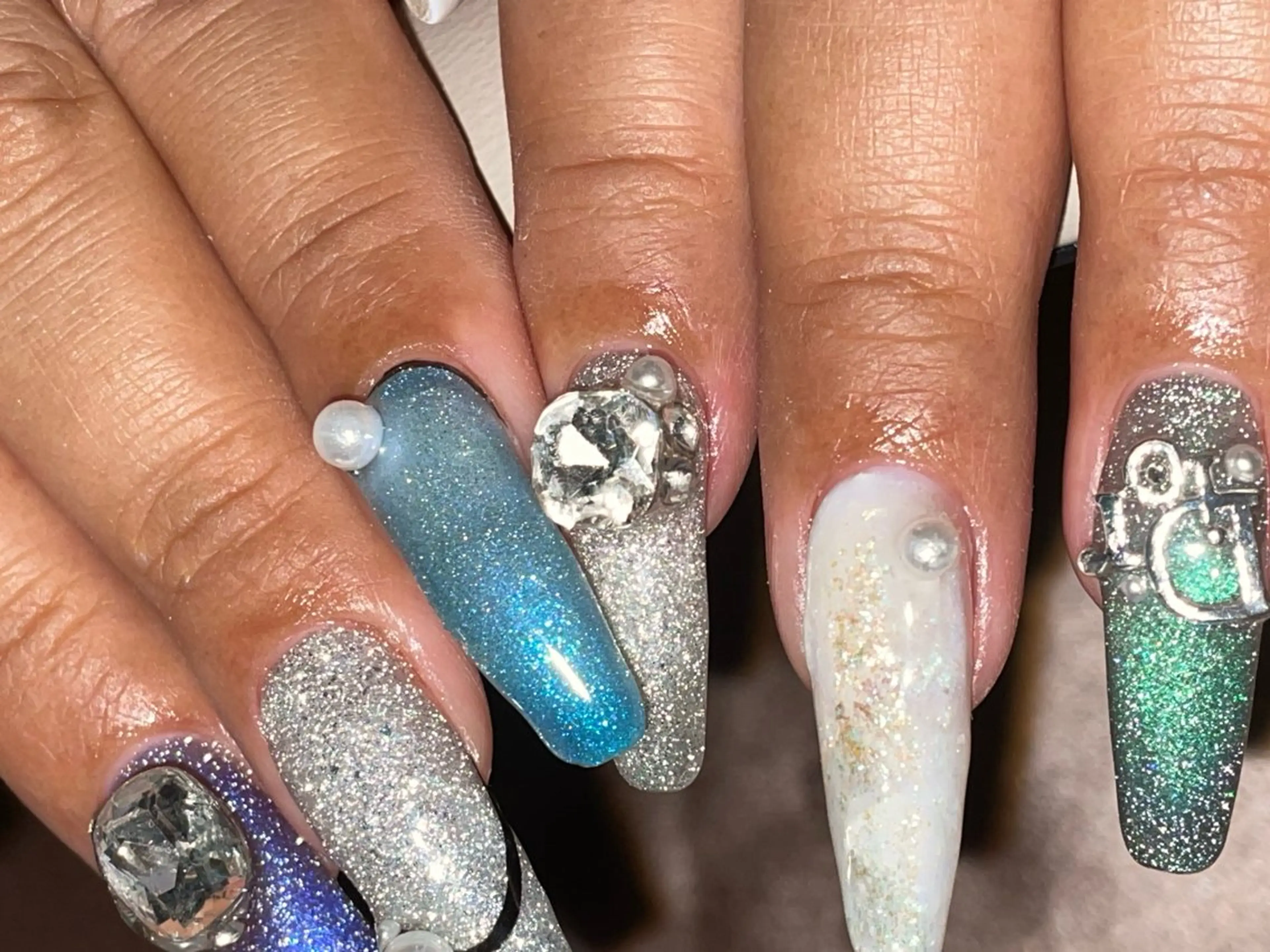 ネイル ジェルネイル ハンドネイル Bavardage Nailのネイルデザイン