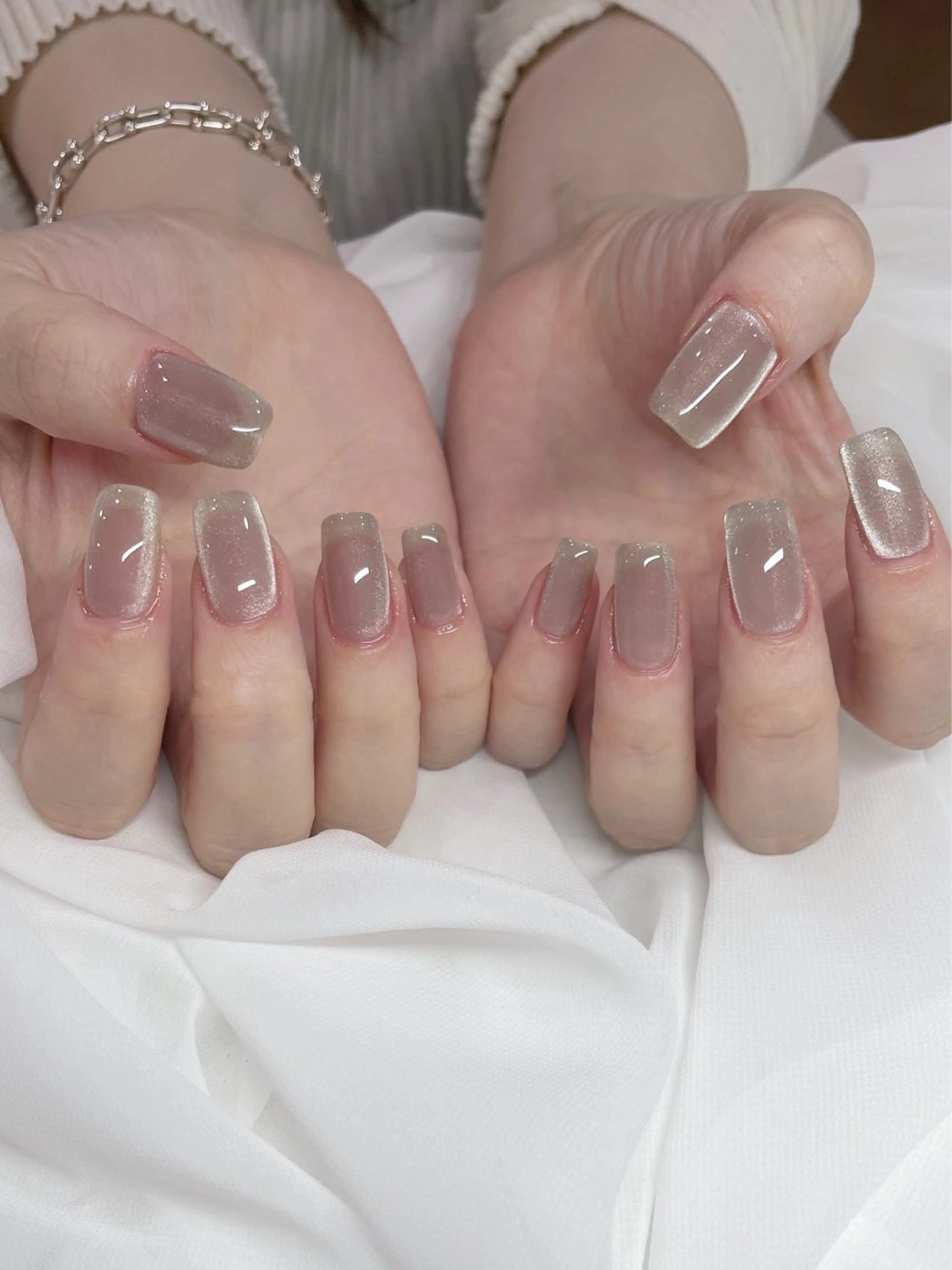 ネイル パラジェルサロン 大人女性が通うサロンのネイルデザイン