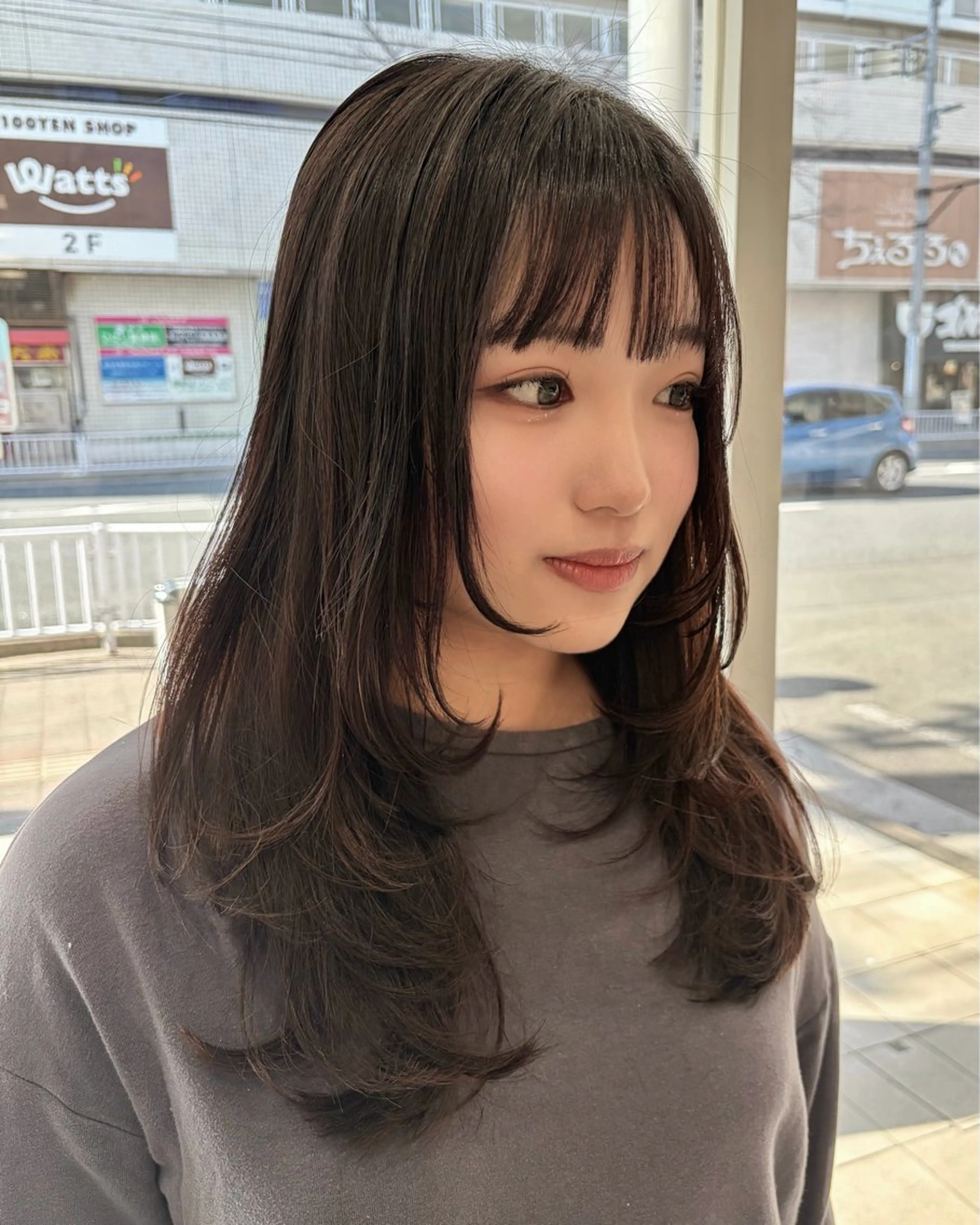 ロング カット トリートメント 小顔レイヤー/明るめ ベージュ/モモ/横浜のヘアスタイル