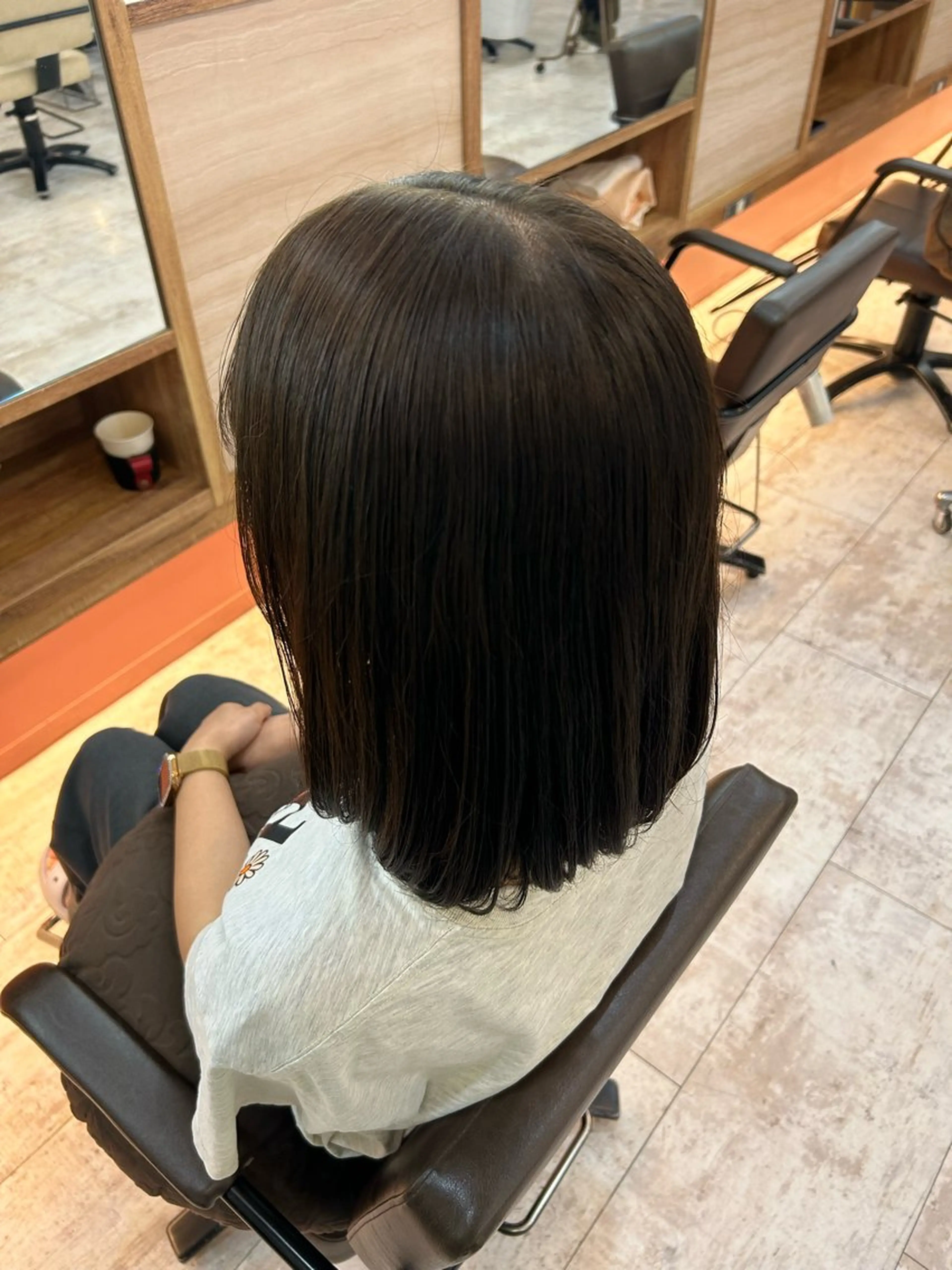 カラー 透明感カラー グレージュ オリーブグレージュ オリーブグレー 🍓Plaatje ミサキ🍓のヘアスタイル