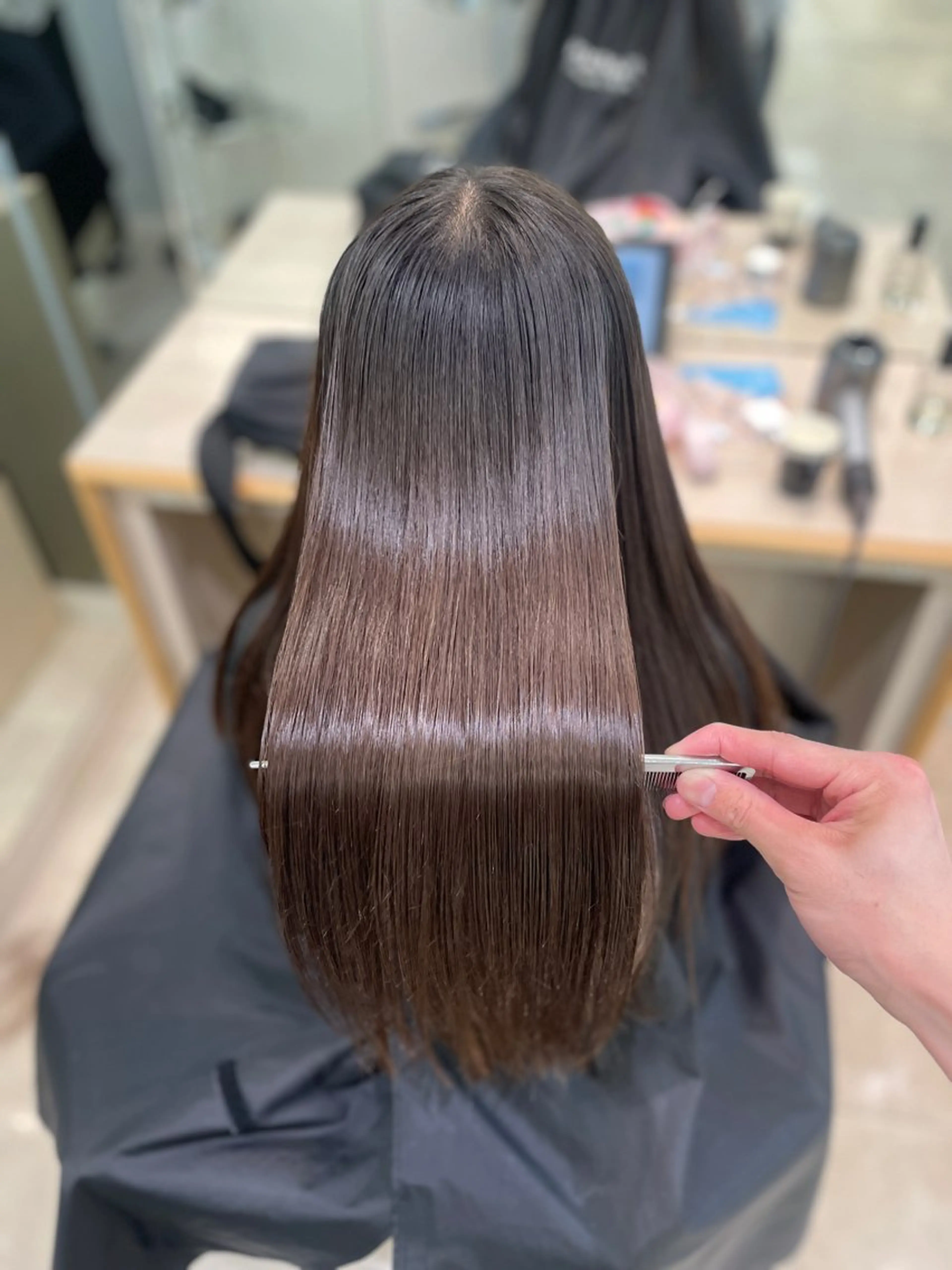 ロング シャドウパーマ／骨格 矯正カット　トモキのヘアスタイル