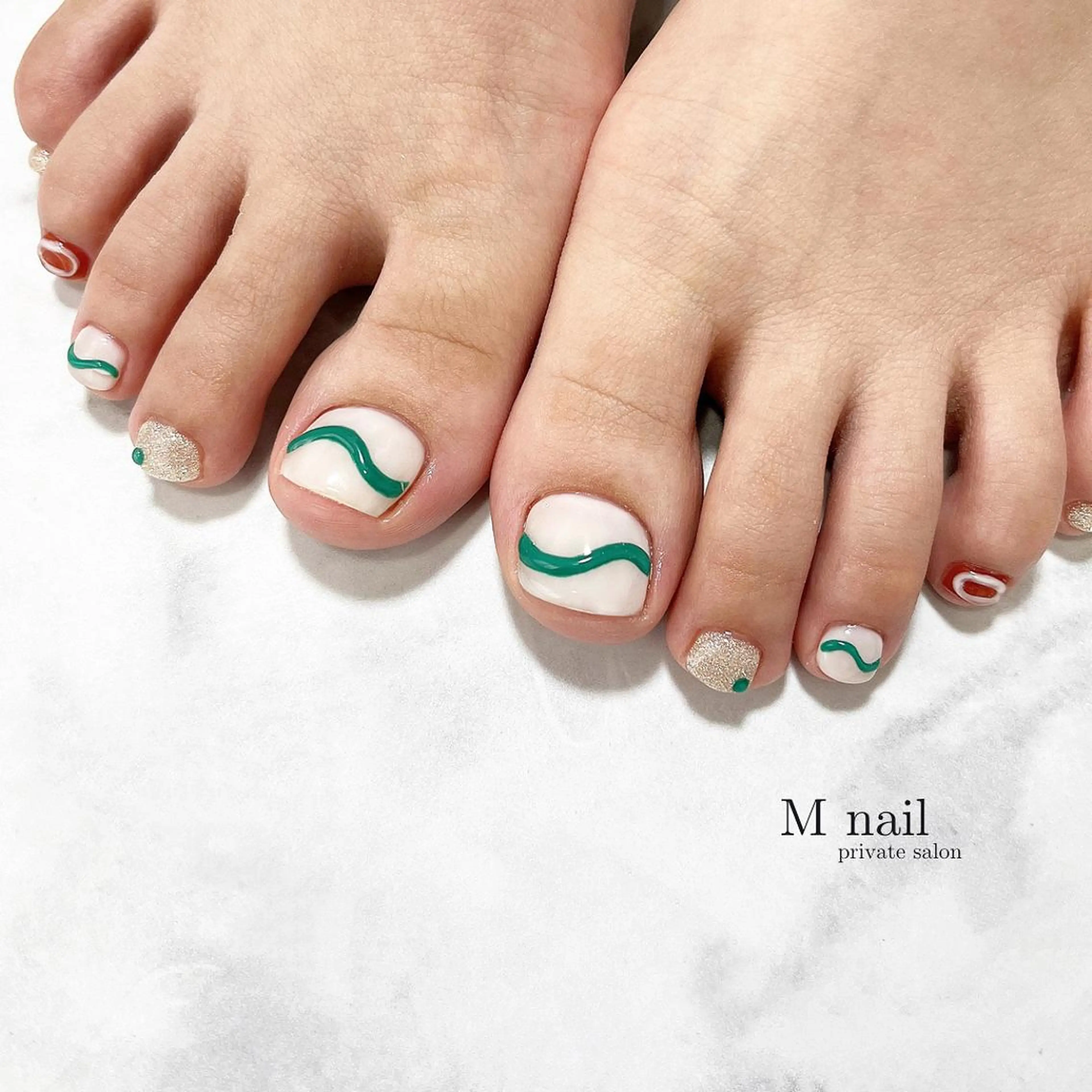 ネイル フットネイル M　nail所属・M nailのネイルデザイン
