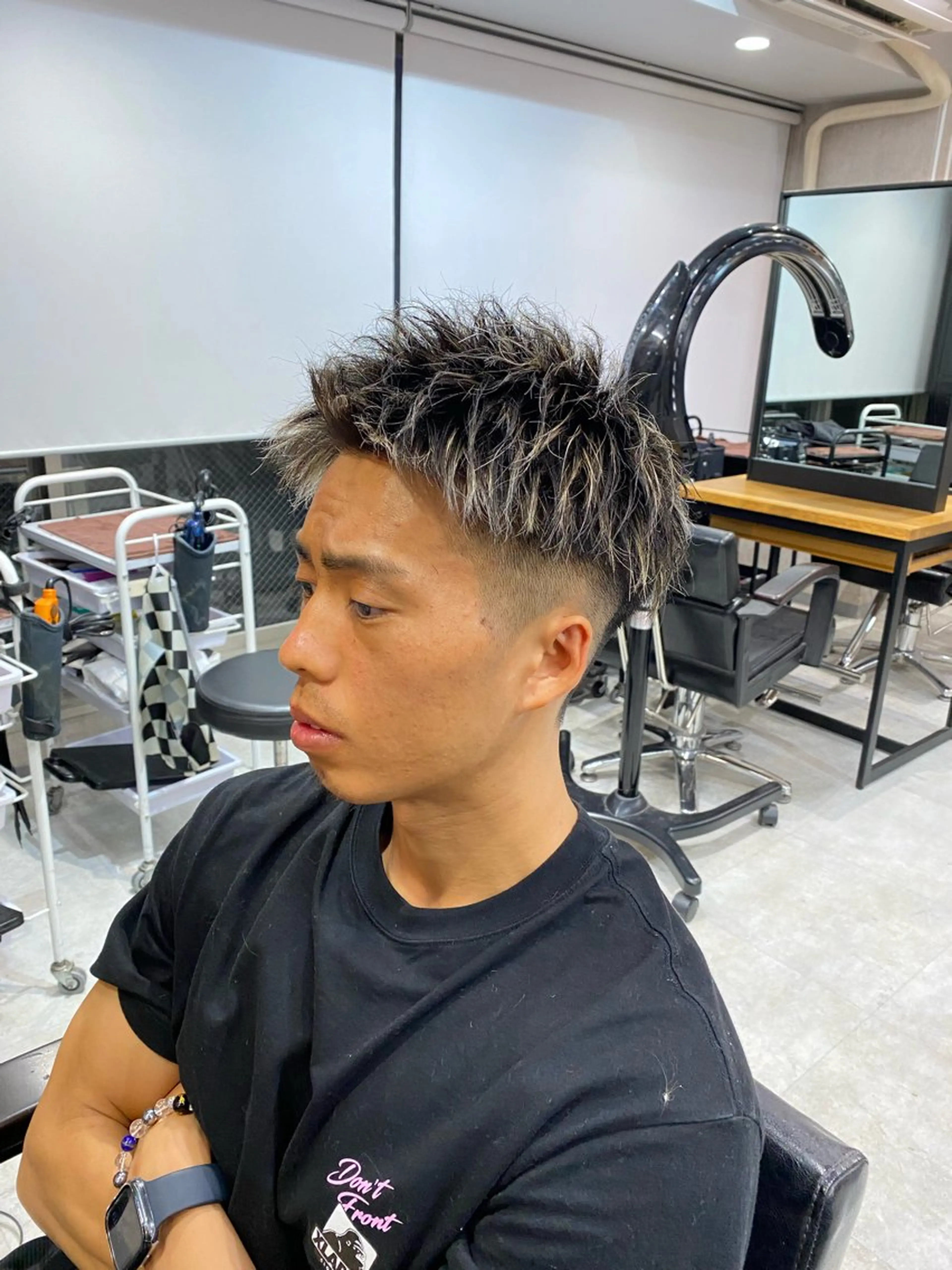 ショート カラー メンズ メンズハイライト ハイライトカラー ハイライト 🐉『メンズ美容師』 吉田龍星🐉のヘアスタイル