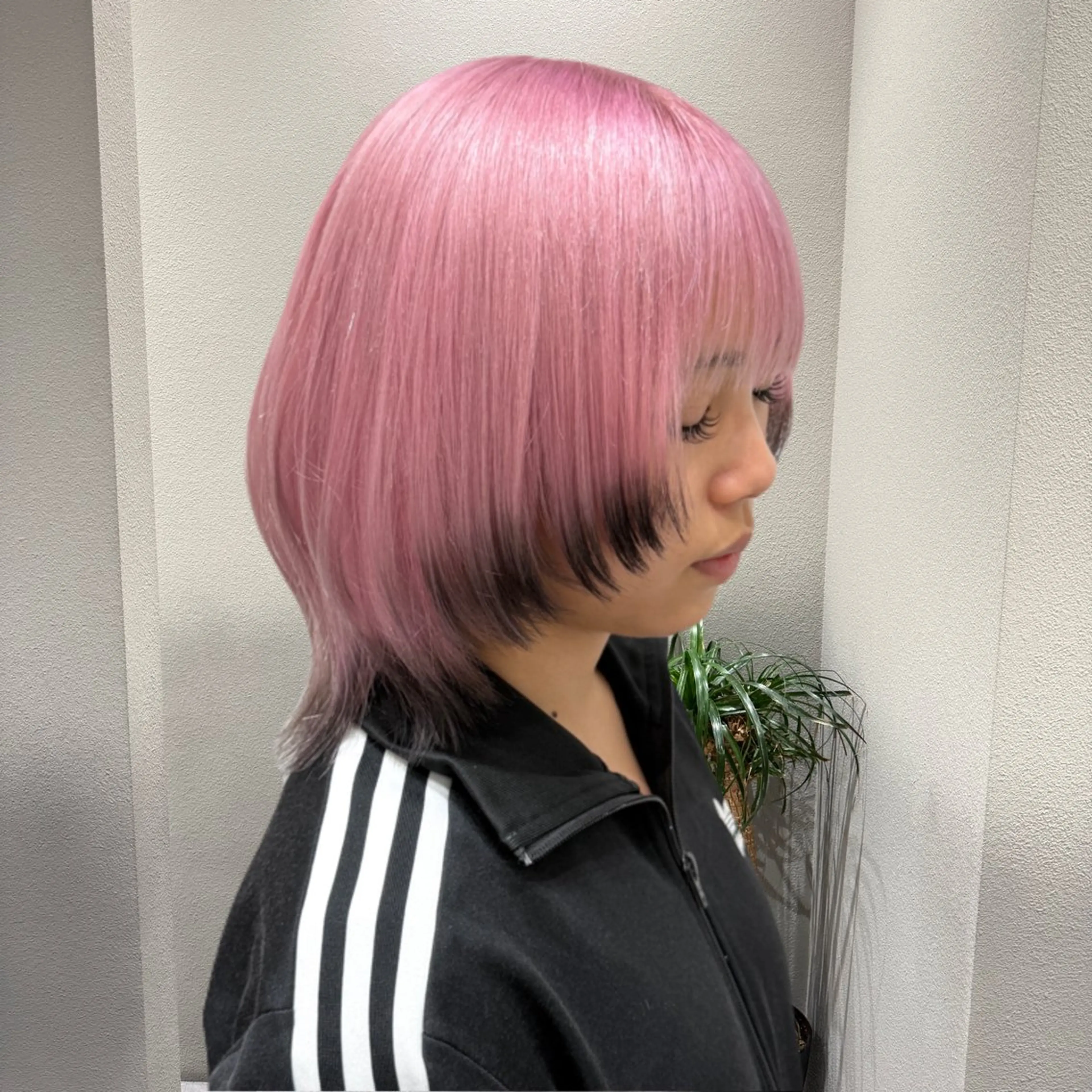 ミディアム カラー ブリーチ ケアブリーチ デザインカラー ハイトーンカラー ピンクカラー ヘアカラー ✨ブリーチ支持No1 複雑履歴修正/舘岡のヘアスタイル