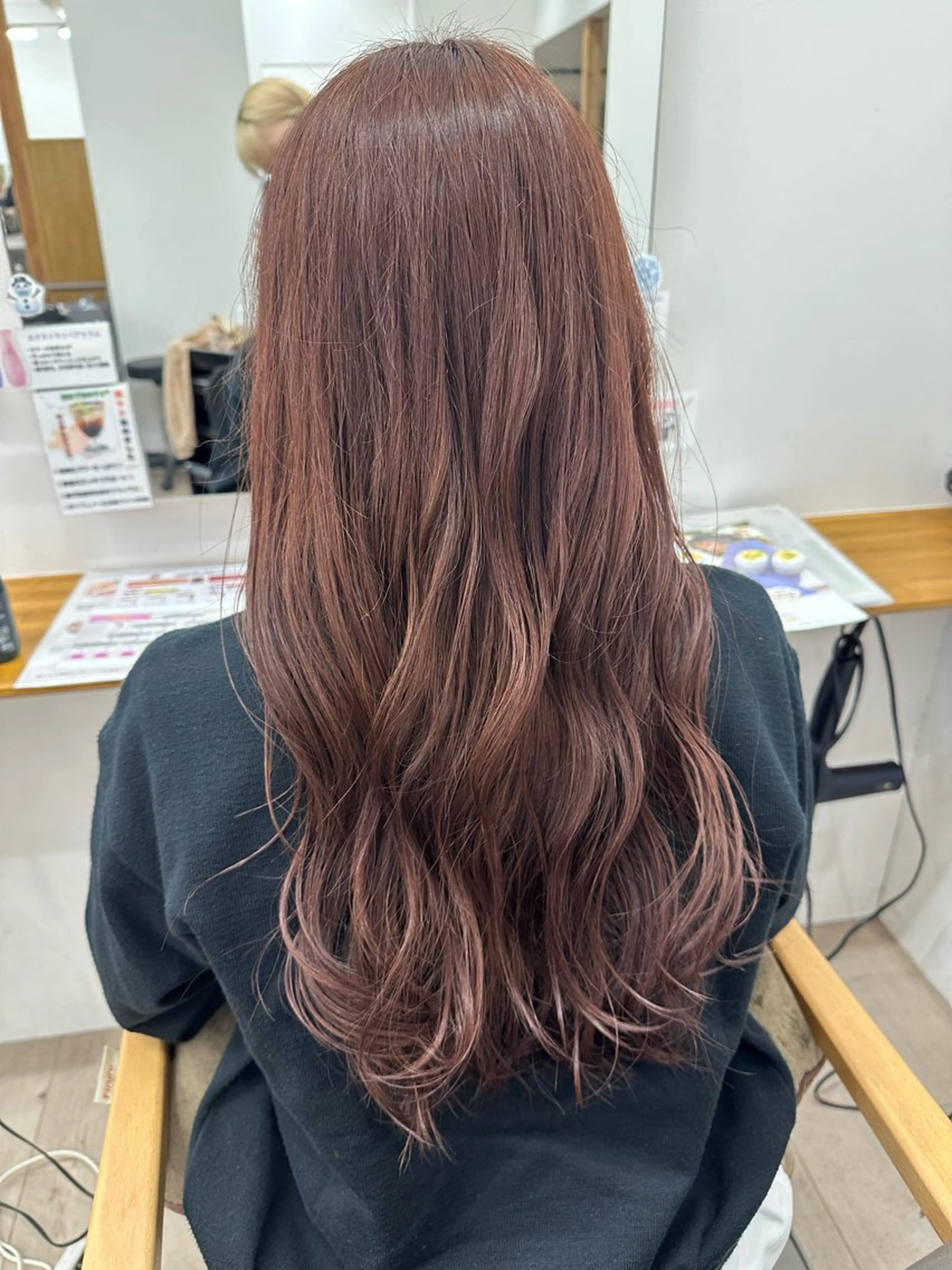 ロング カラー ラベンダーカラー ピンクカラー ピンクラベンダー 都築 優菜のヘアスタイル