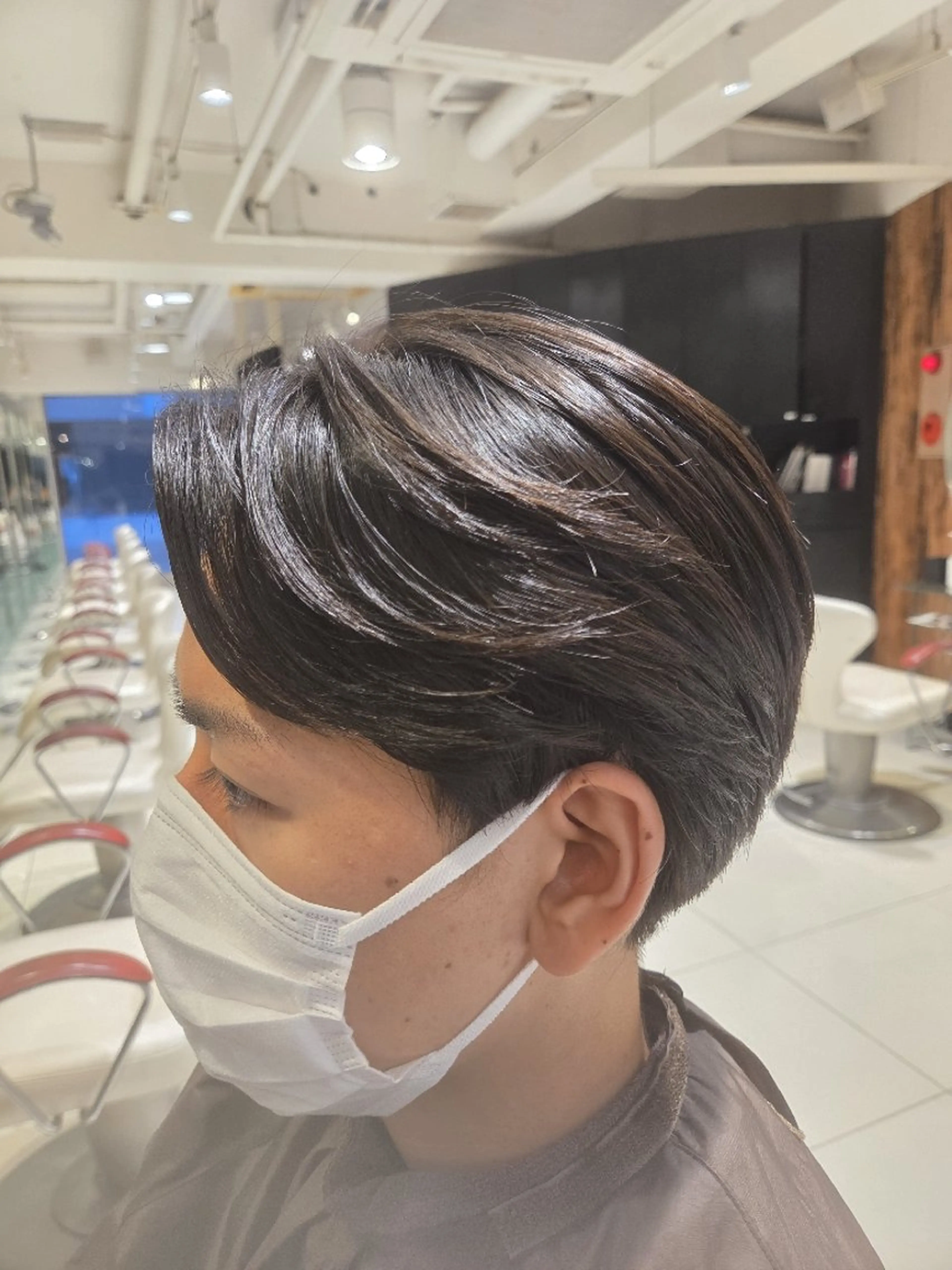 メンズ パーマ カット パーマ 韓国風パーマ、白髪ぼ かし　マキノタカユキのヘアスタイル