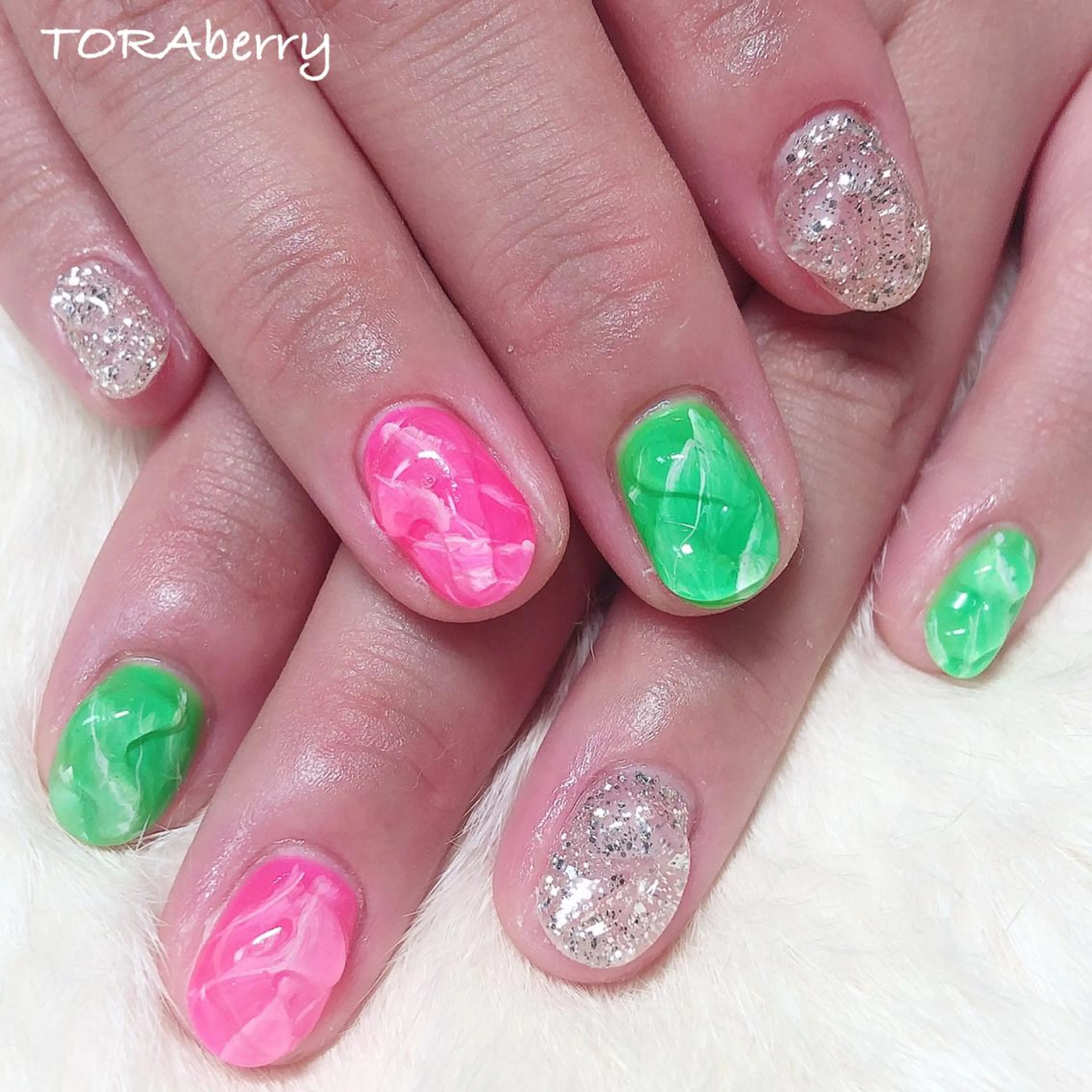 ネイル ハンドネイル ネイリスト なつみのネイルデザイン