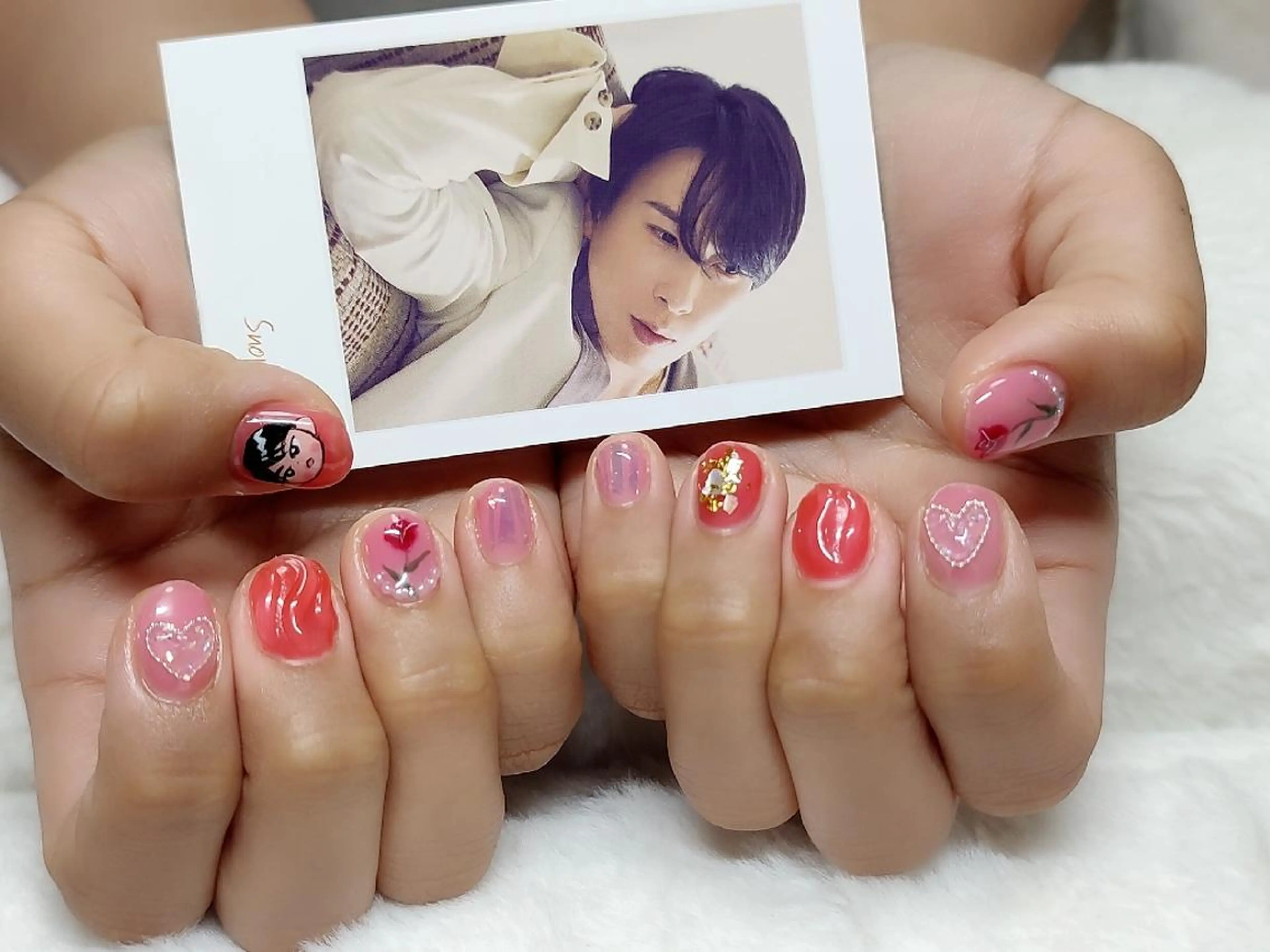 ネイル ハンドネイル RUNWAY 　　の眉毛・アイブロウイメージ