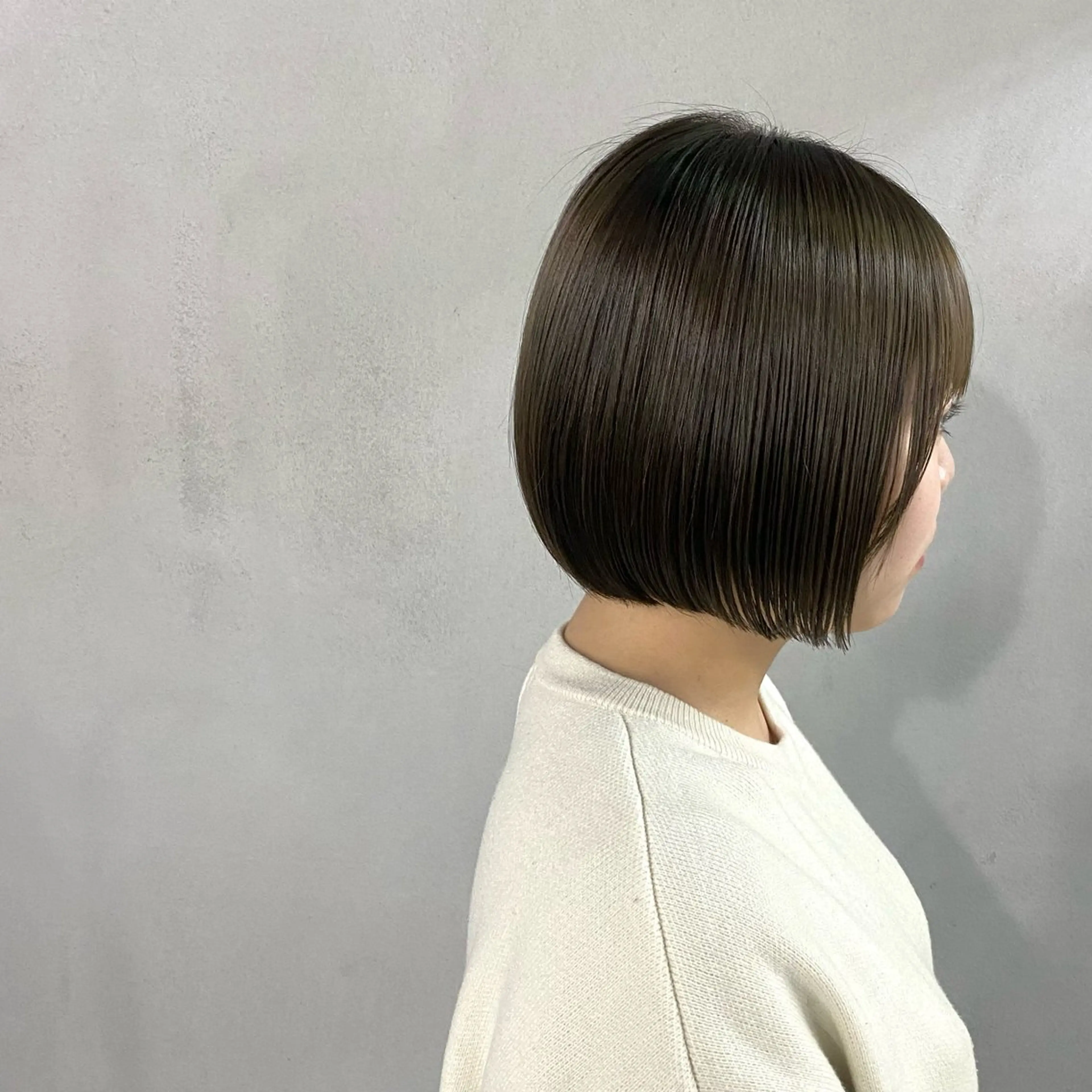 ショート カラー ヘアアレンジ アッシュ ボブ カット ヘアカラー #tag 佐藤璃美のヘアスタイル