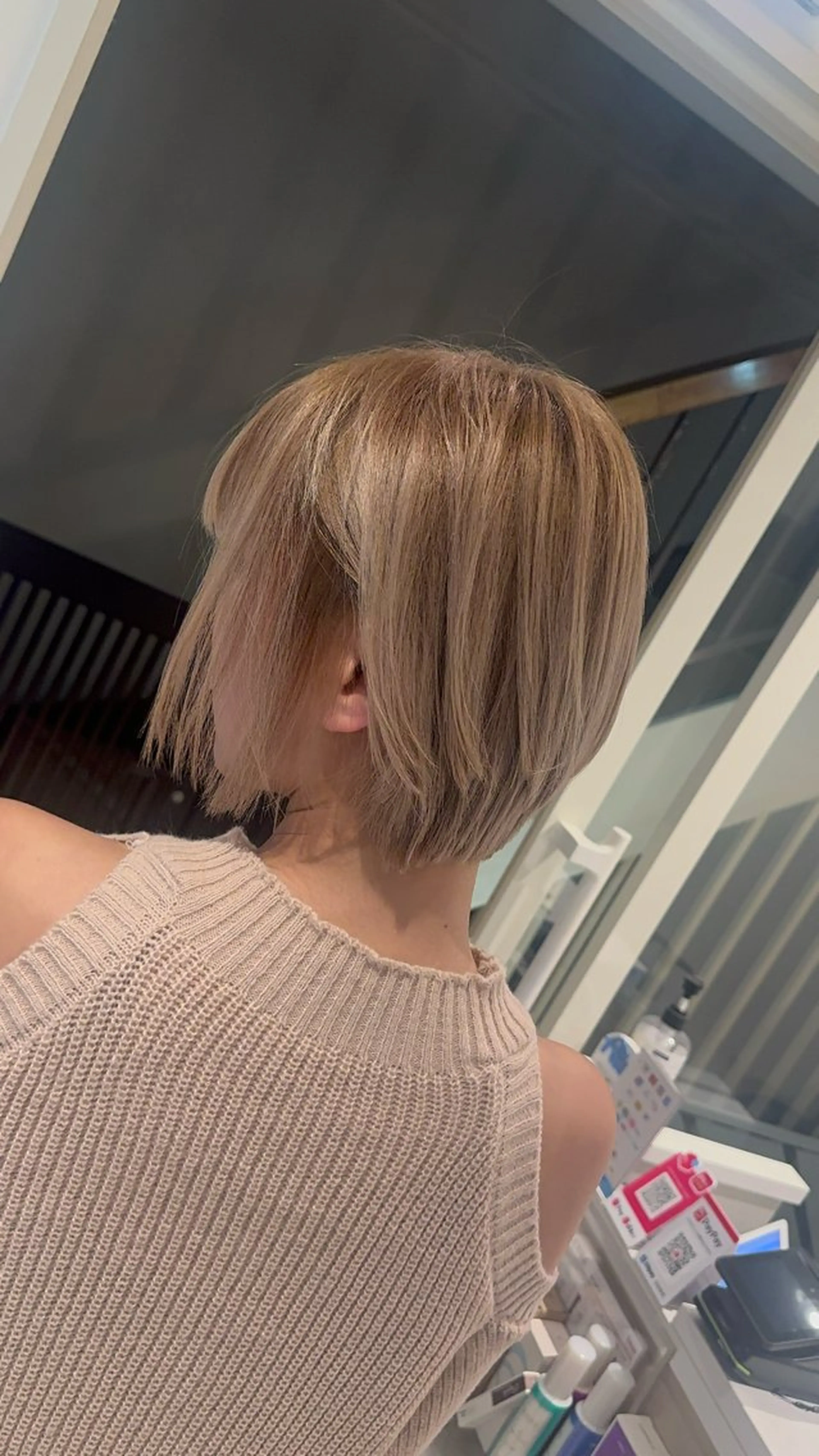 ショート カラー 🔥ハイトーンカラー ギャルNAOKI🔥のヘアスタイル