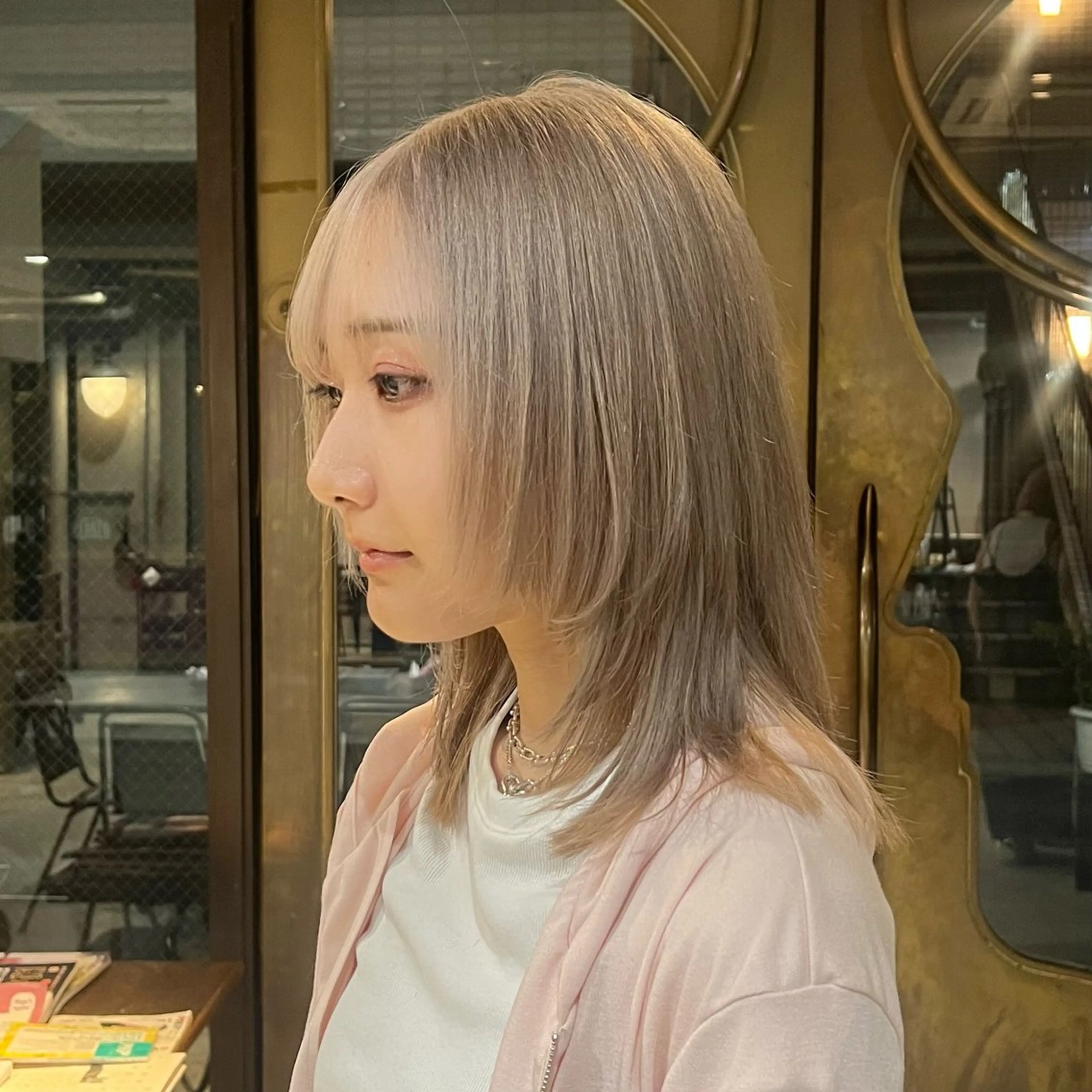 ミディアム カラー カット ヘアカラー トリートメント 赤みゼロ/透明感 カラー🌿KANTAのヘアスタイル