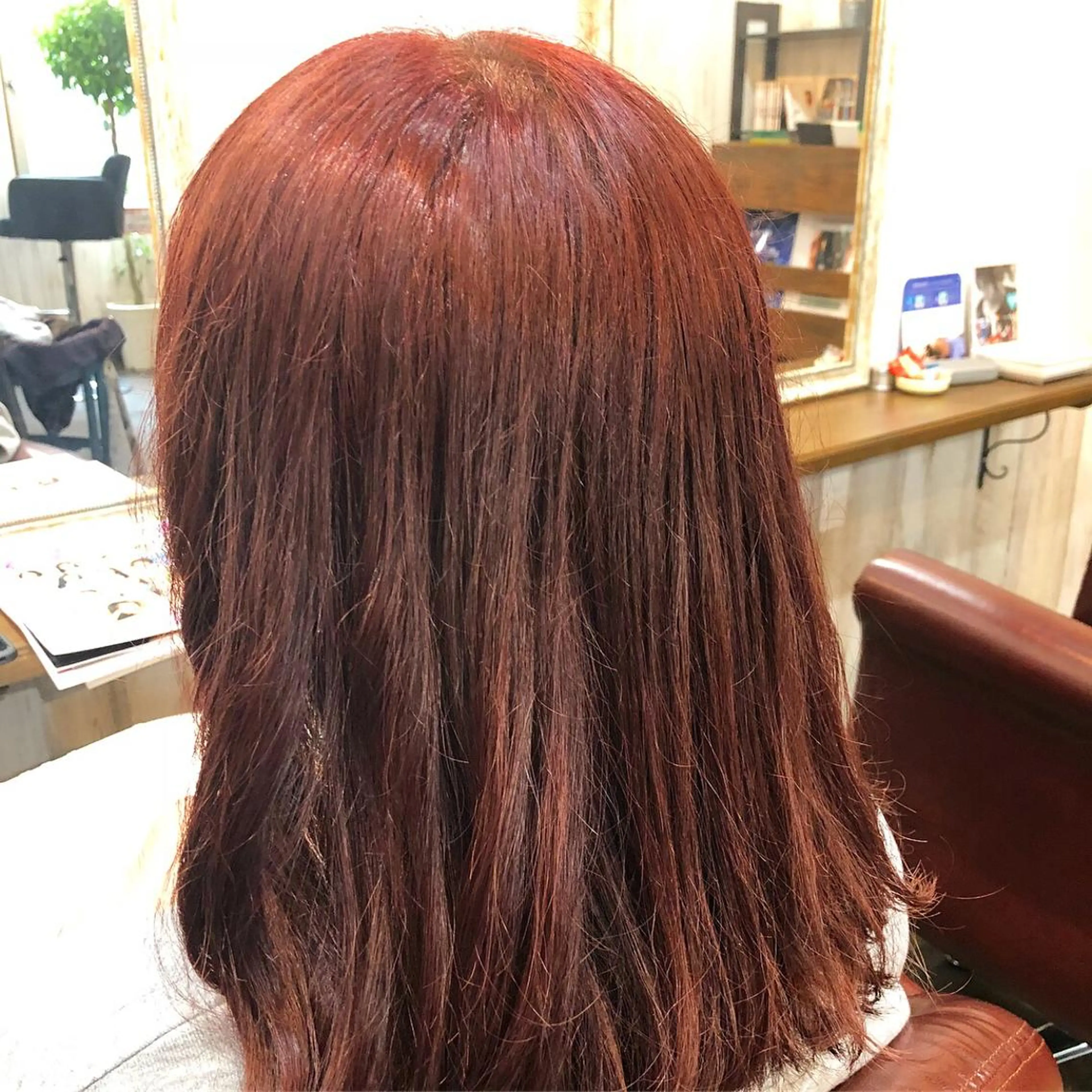 ミディアム カラー 金崎 新吾のヘアスタイル