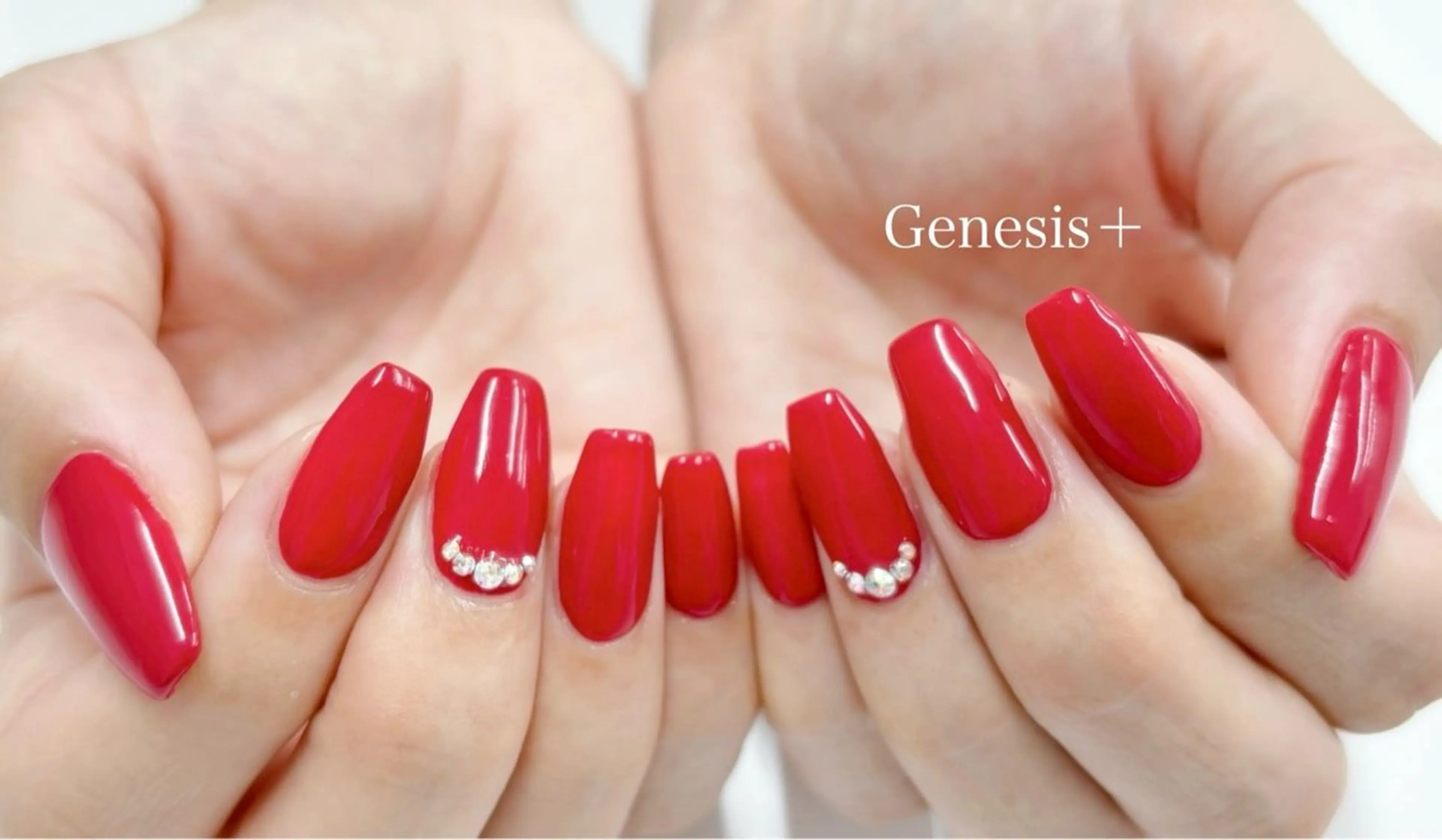 ネイル ワンカラーネイル ストーンネイル ハンドネイル Genesis Plus大津京店のネイルデザイン