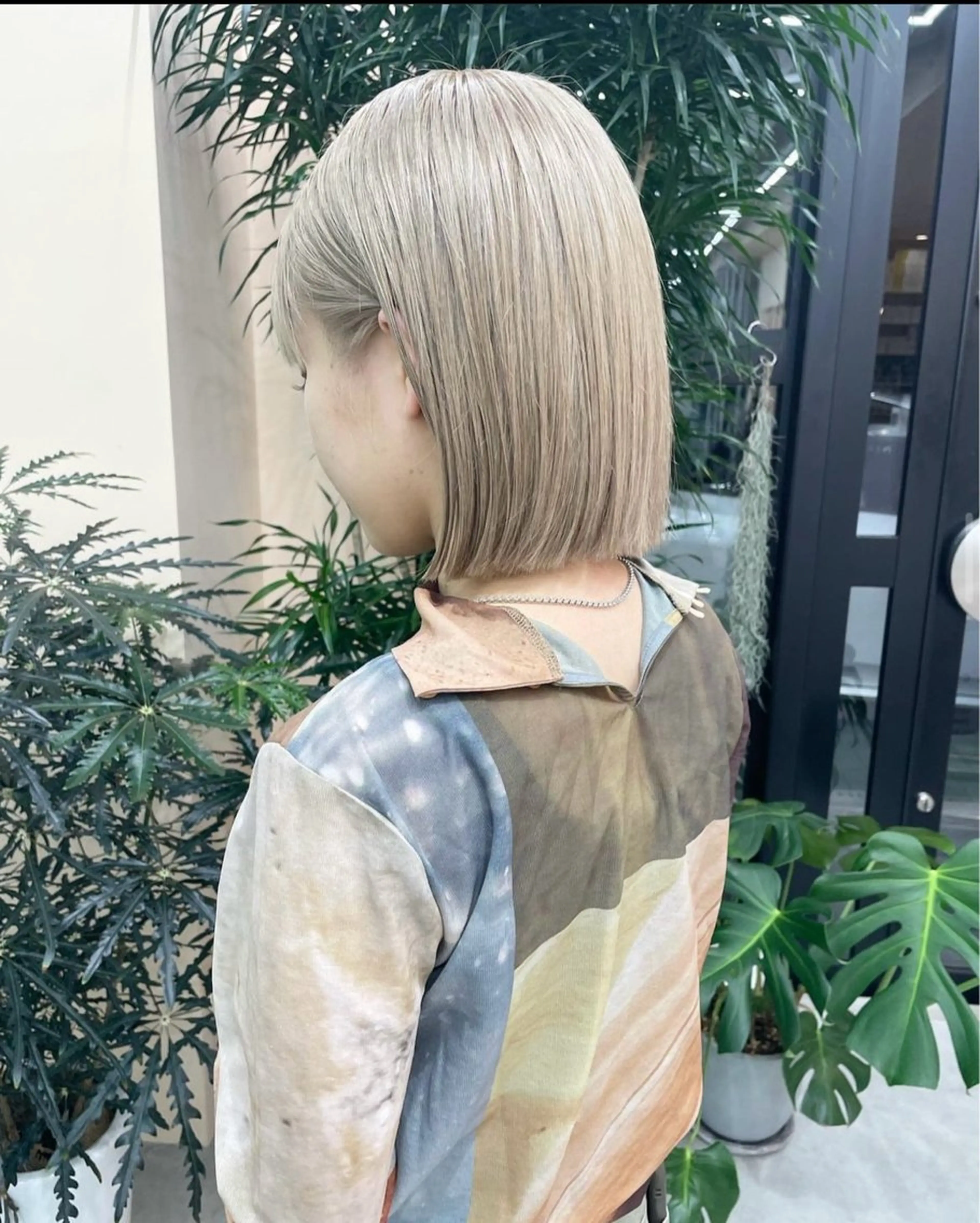 ショート カラー ヘアカラー トリートメント カットモデル/ ハイトーン/ゆうあのヘアスタイル