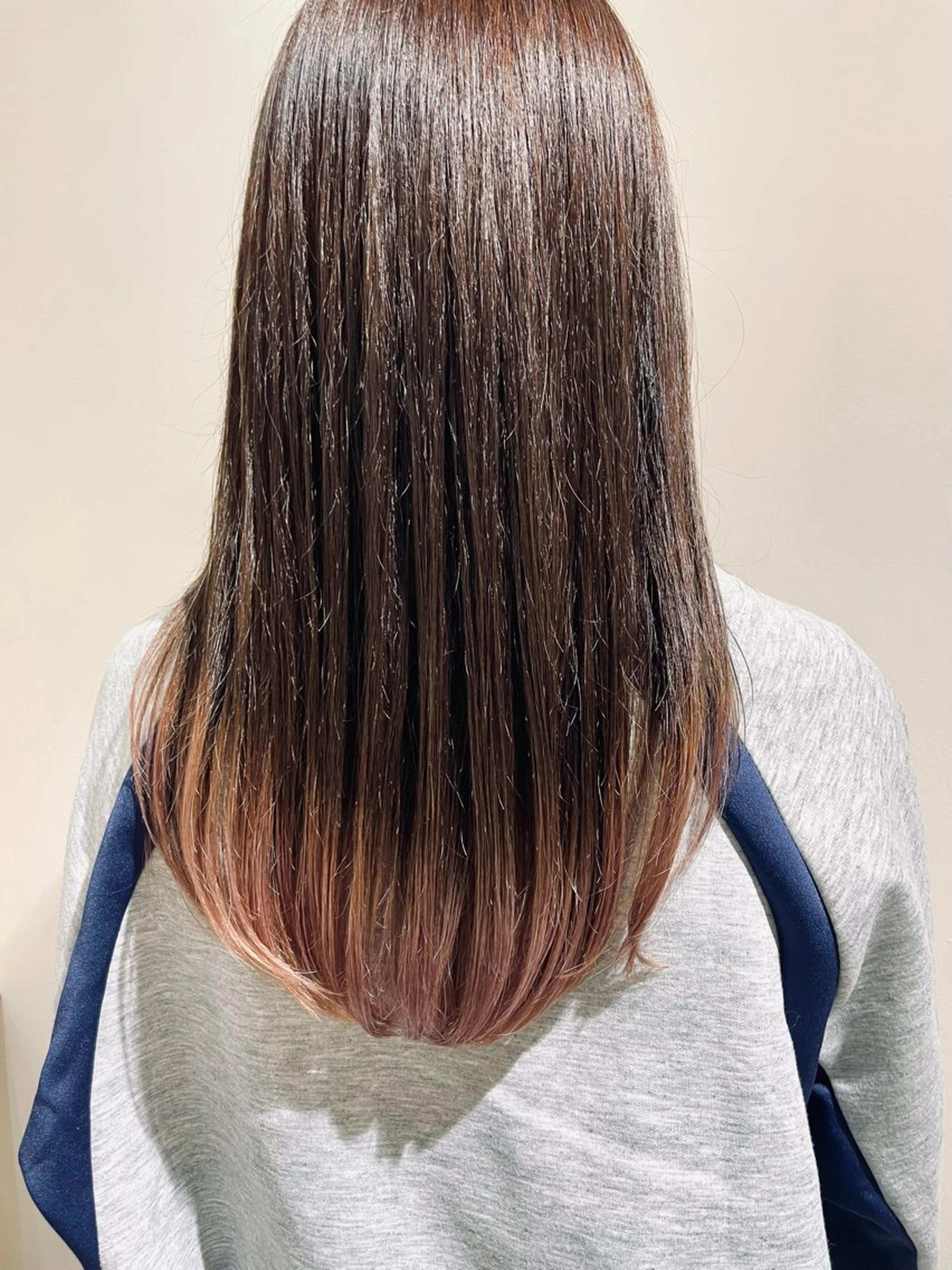 ロング NE/LO 🦋 みか 🦋のヘアスタイル