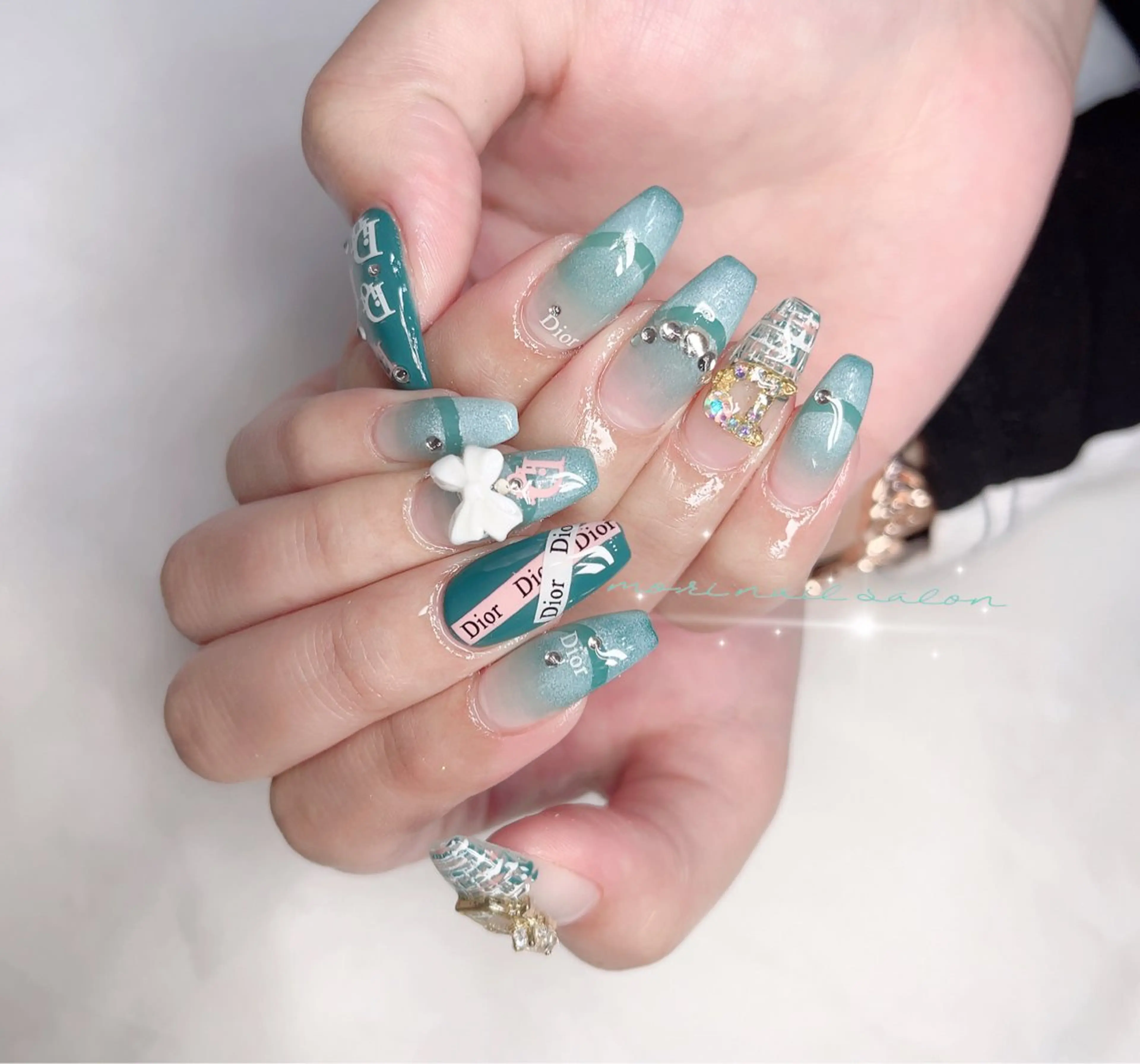 ネイル ハンドネイル 森 ネイルサロンのネイルデザイン