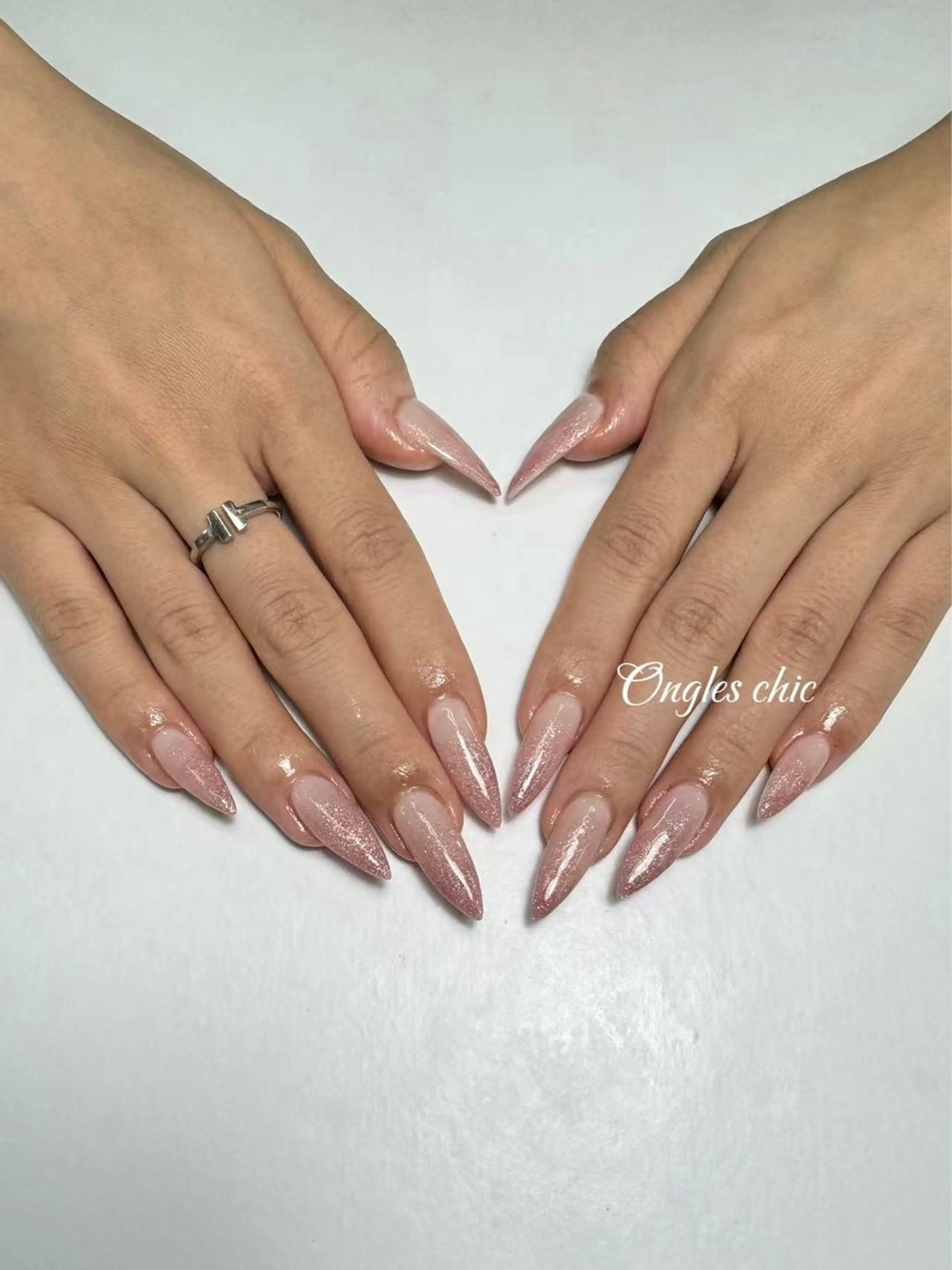 ネイル ongles chicのネイルデザイン