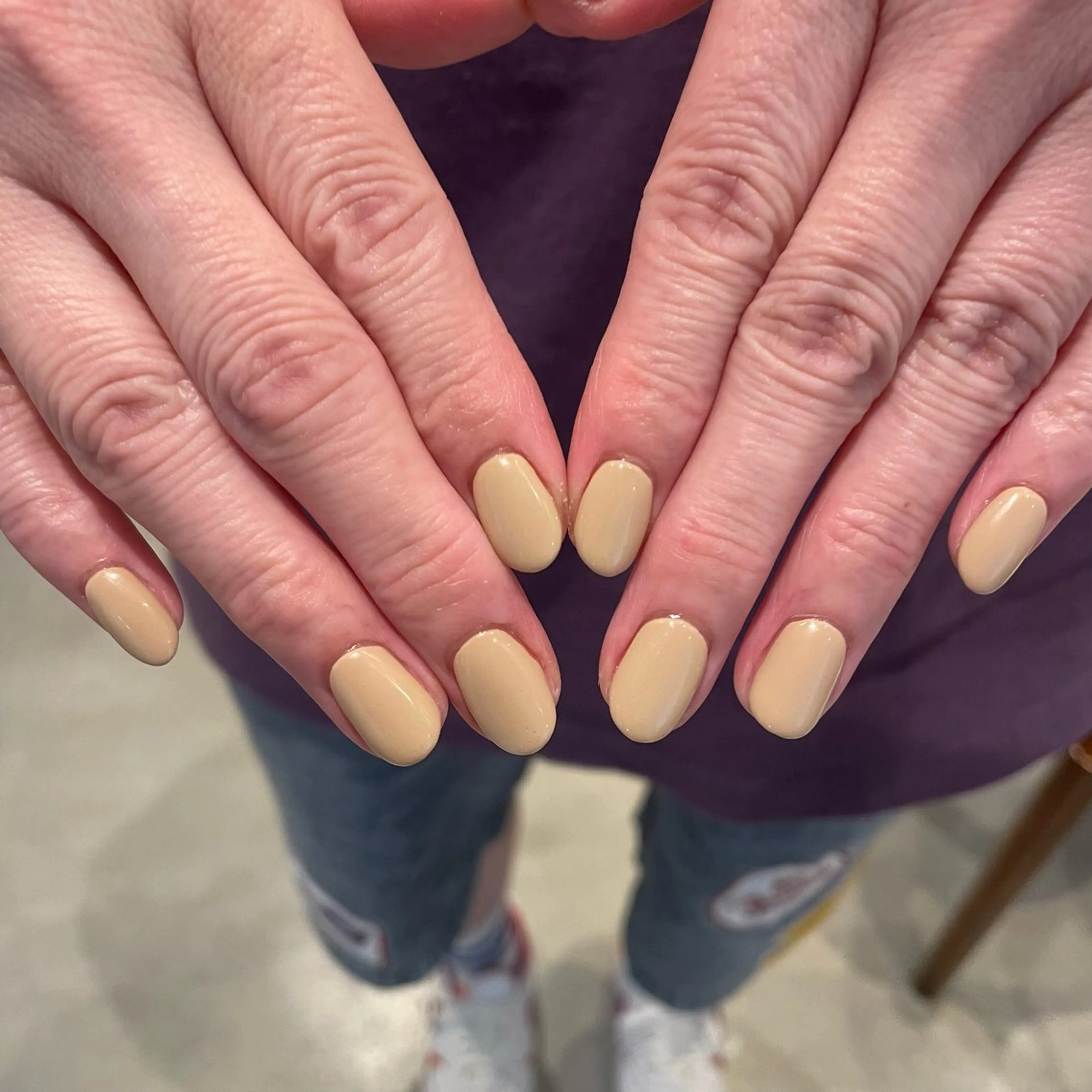 ネイル ハンドネイル 𝑟𝑖𝑠𝑎 🕯‎🤍のネイルデザイン