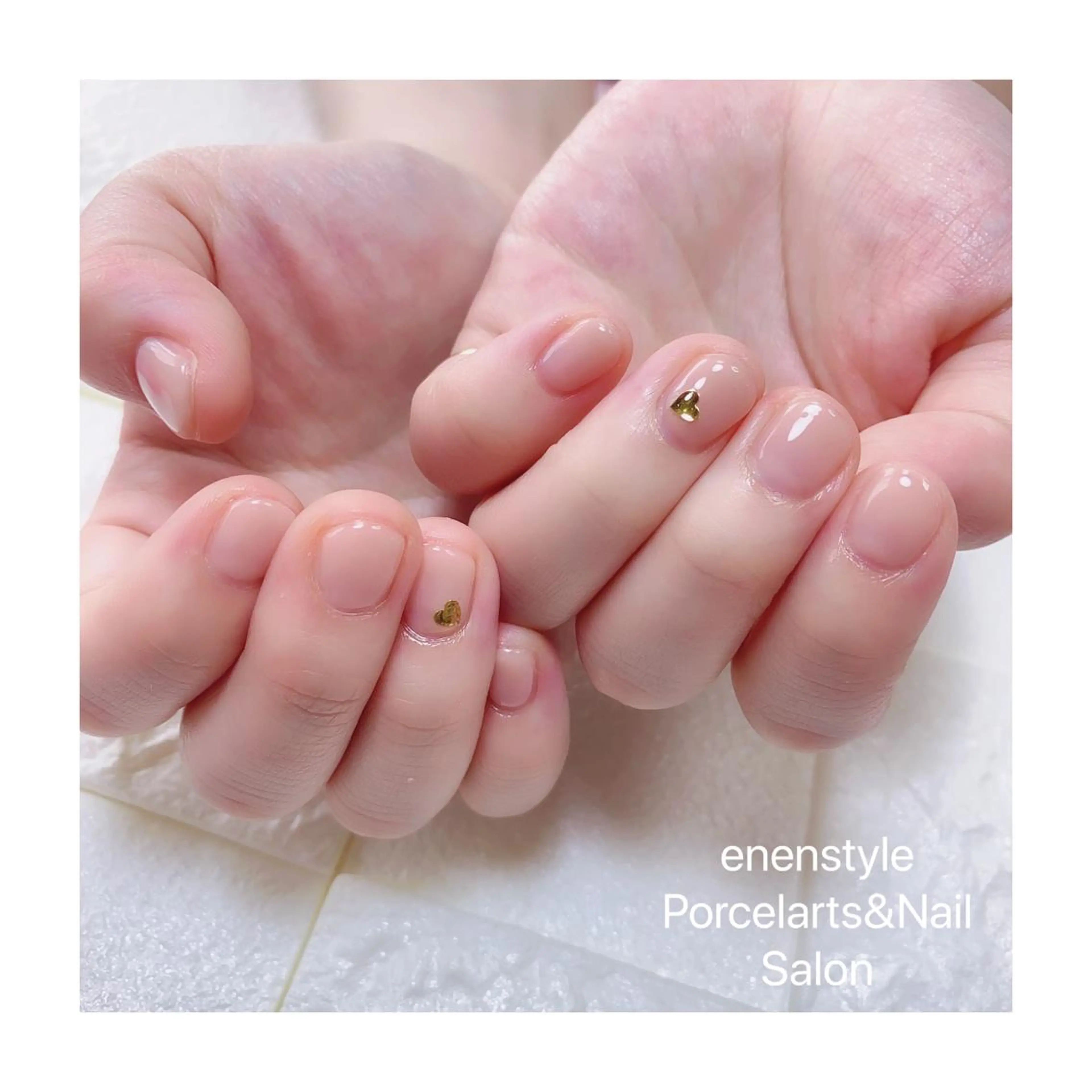 ショート ネイル 👑enen style👑のネイルデザイン