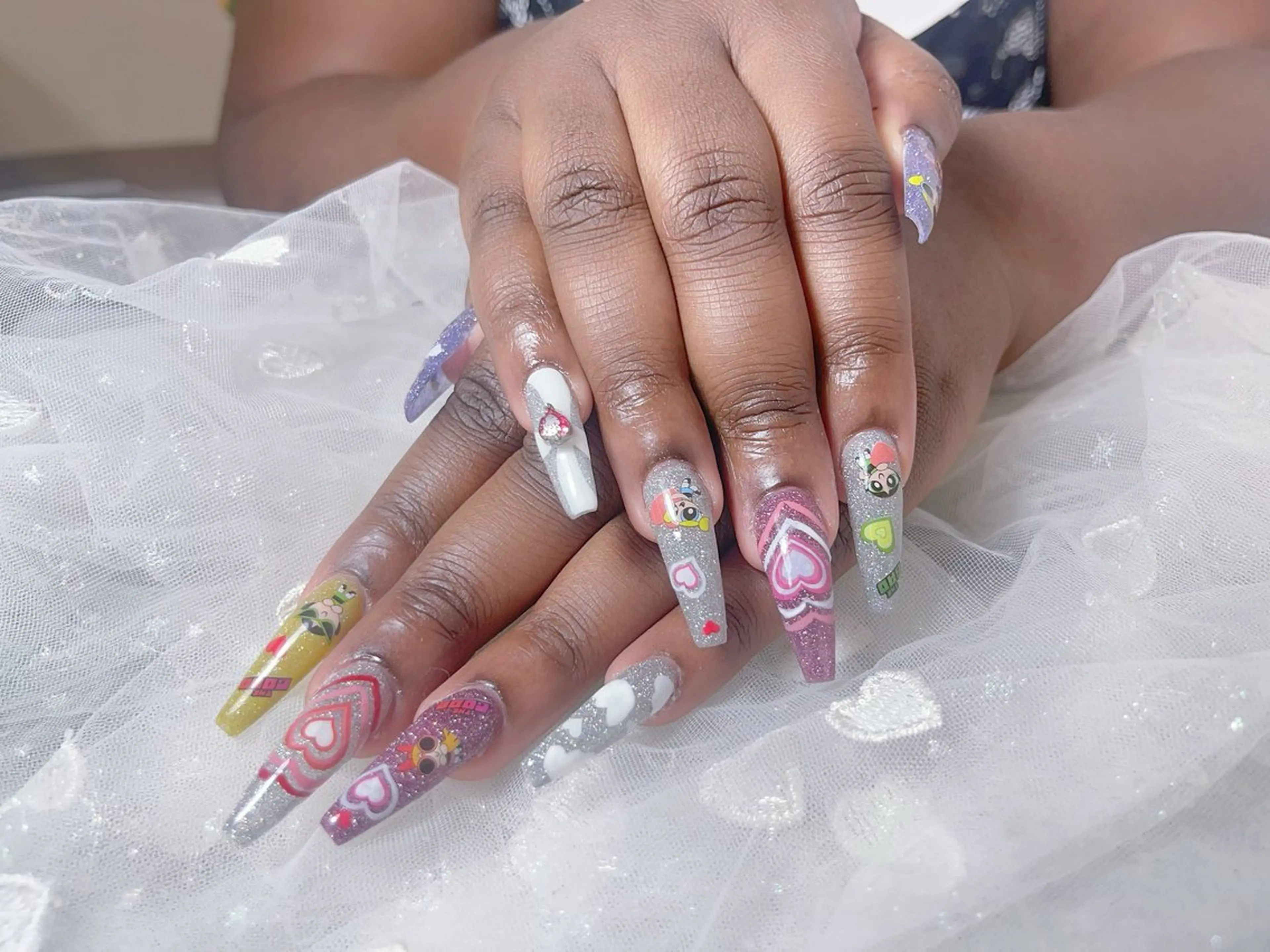 ネイル アニマル柄 オーロラネイル チークネイル フラッシュネイル ジェルネイル Belle Nail Salonのネイルデザイン