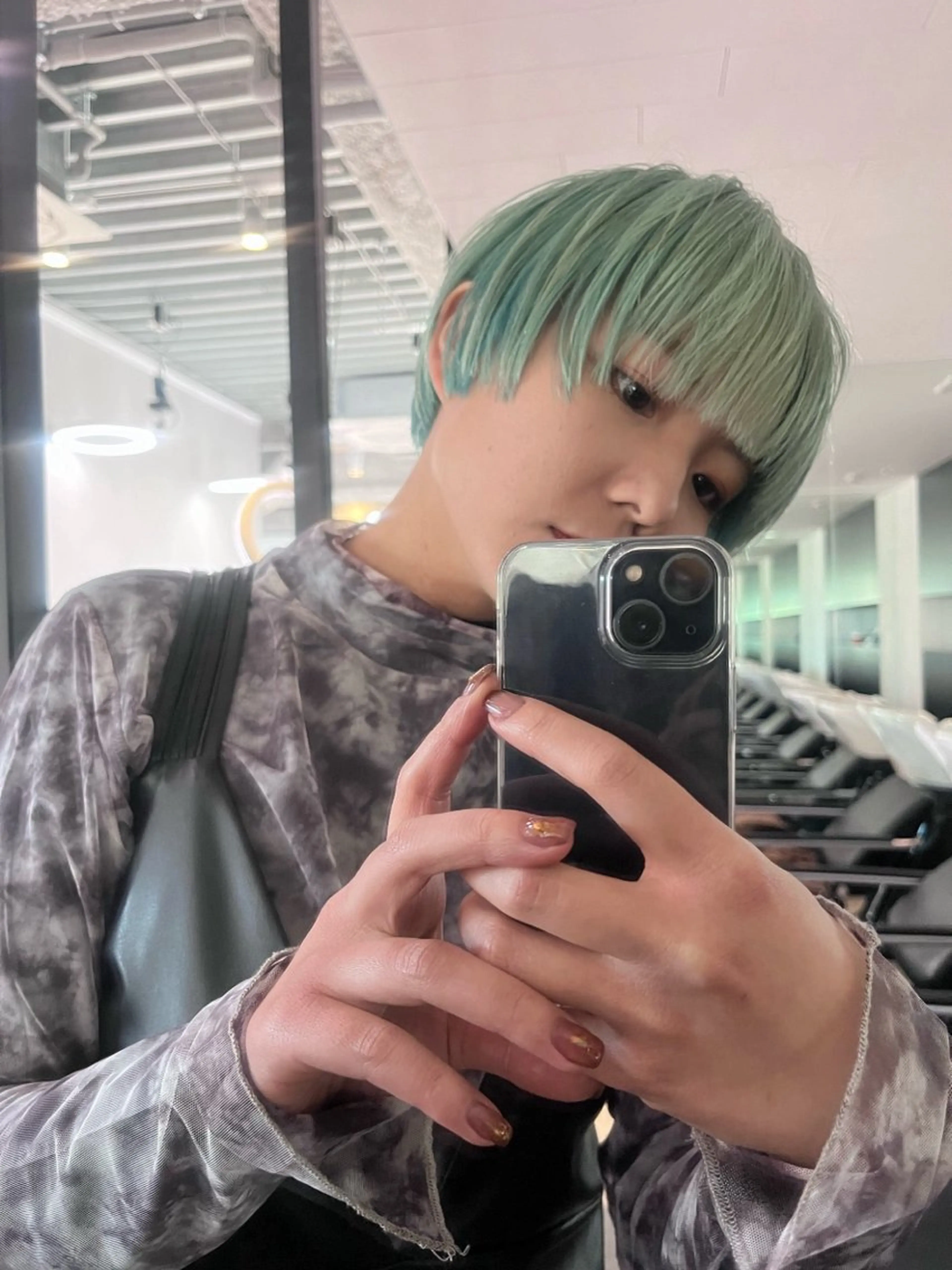 ショート カラー IT by ALBUM立川のヘアスタイル