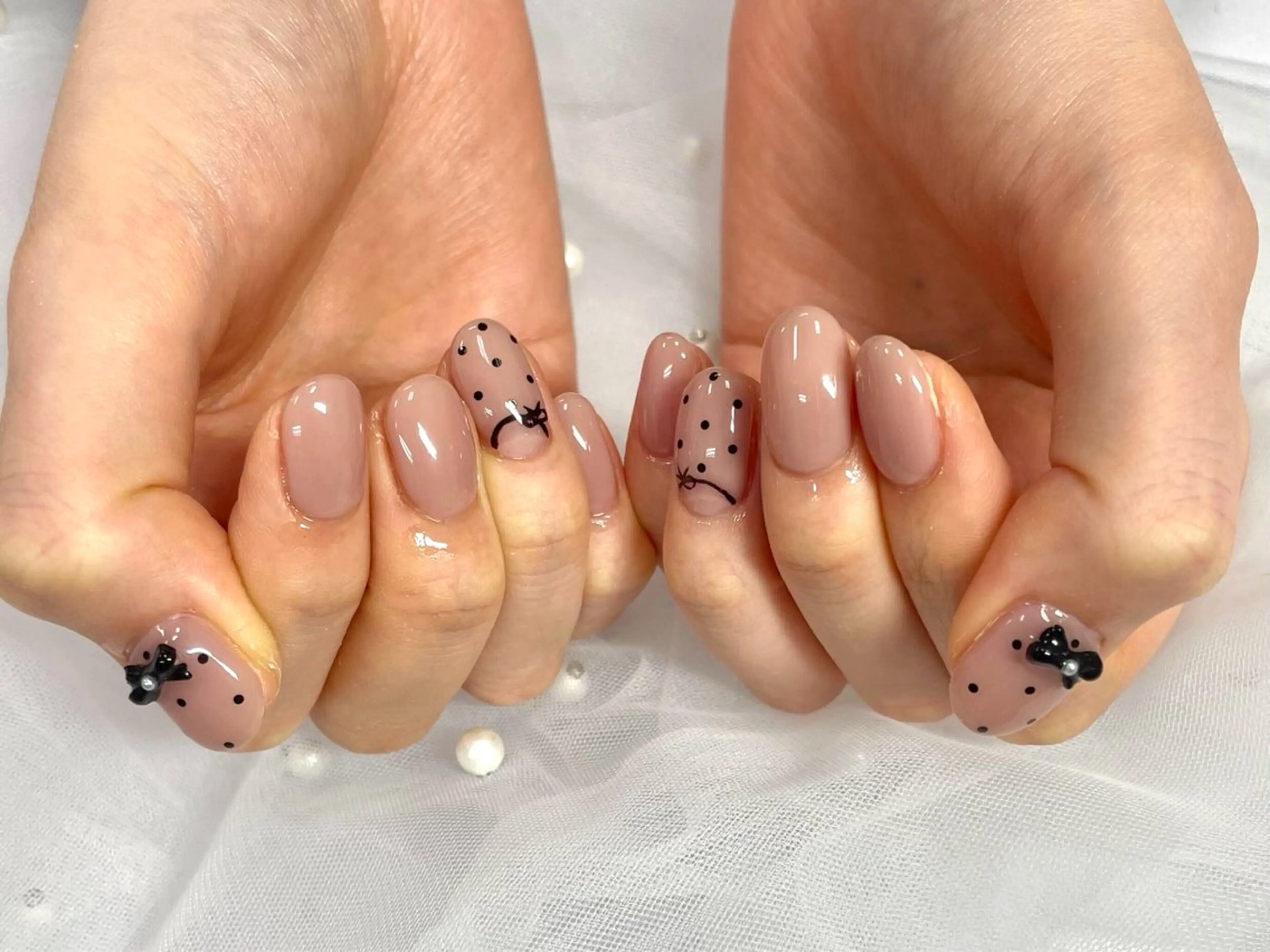 ネイル ジェルネイル ハート 韓国ネイル マグネットネイル 持ち込み ハンドネイル Nail Neige🐈🌙のネイルデザイン