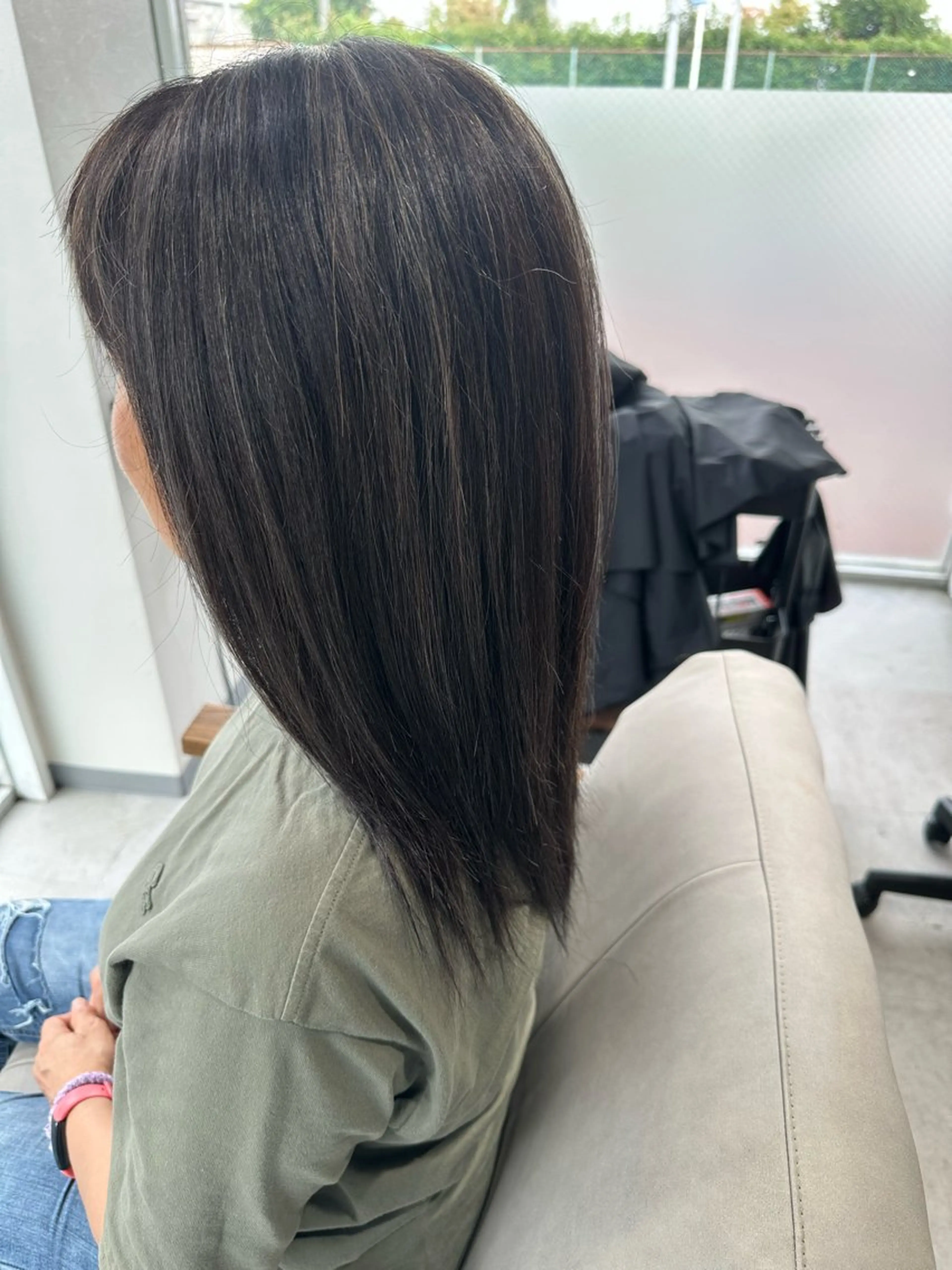 セミロング カラー 脱白髪染め❕白髪 ぼかし特化🌟ヨコタのヘアスタイル