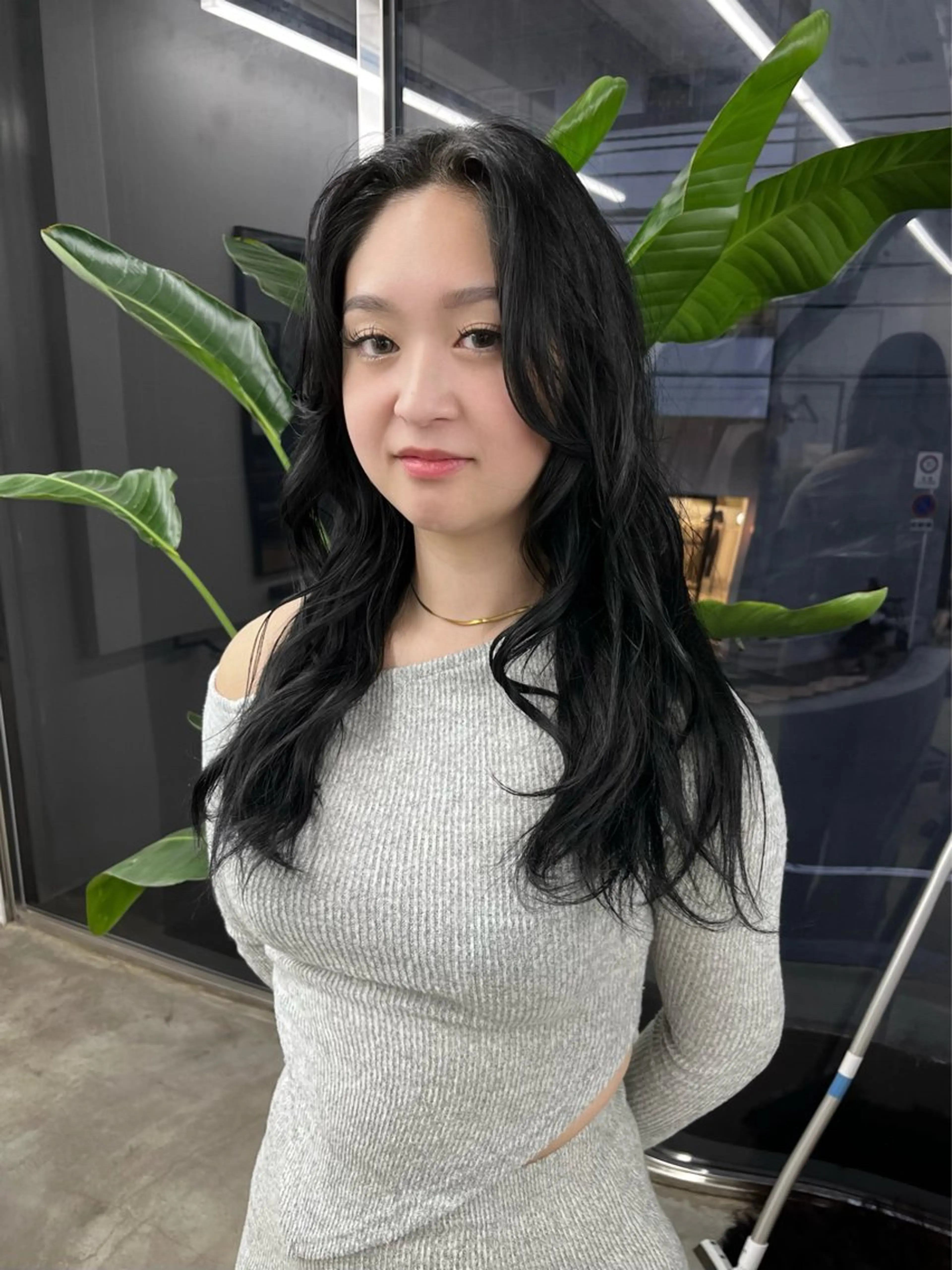 ロング ヘアカラー 酒井 美里のヘアスタイル