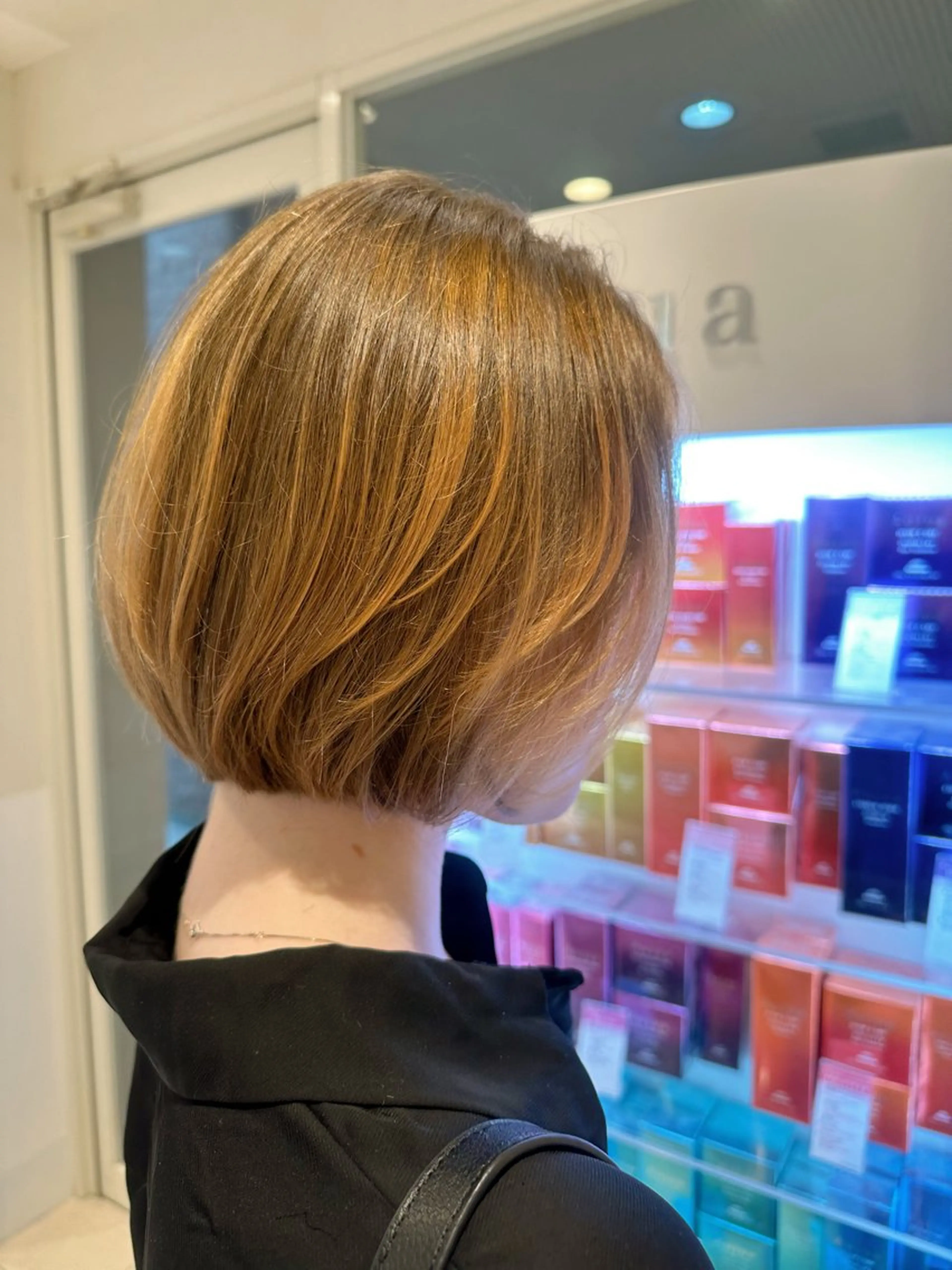 ミディアム ボブ カット 田畑 あやののヘアスタイル