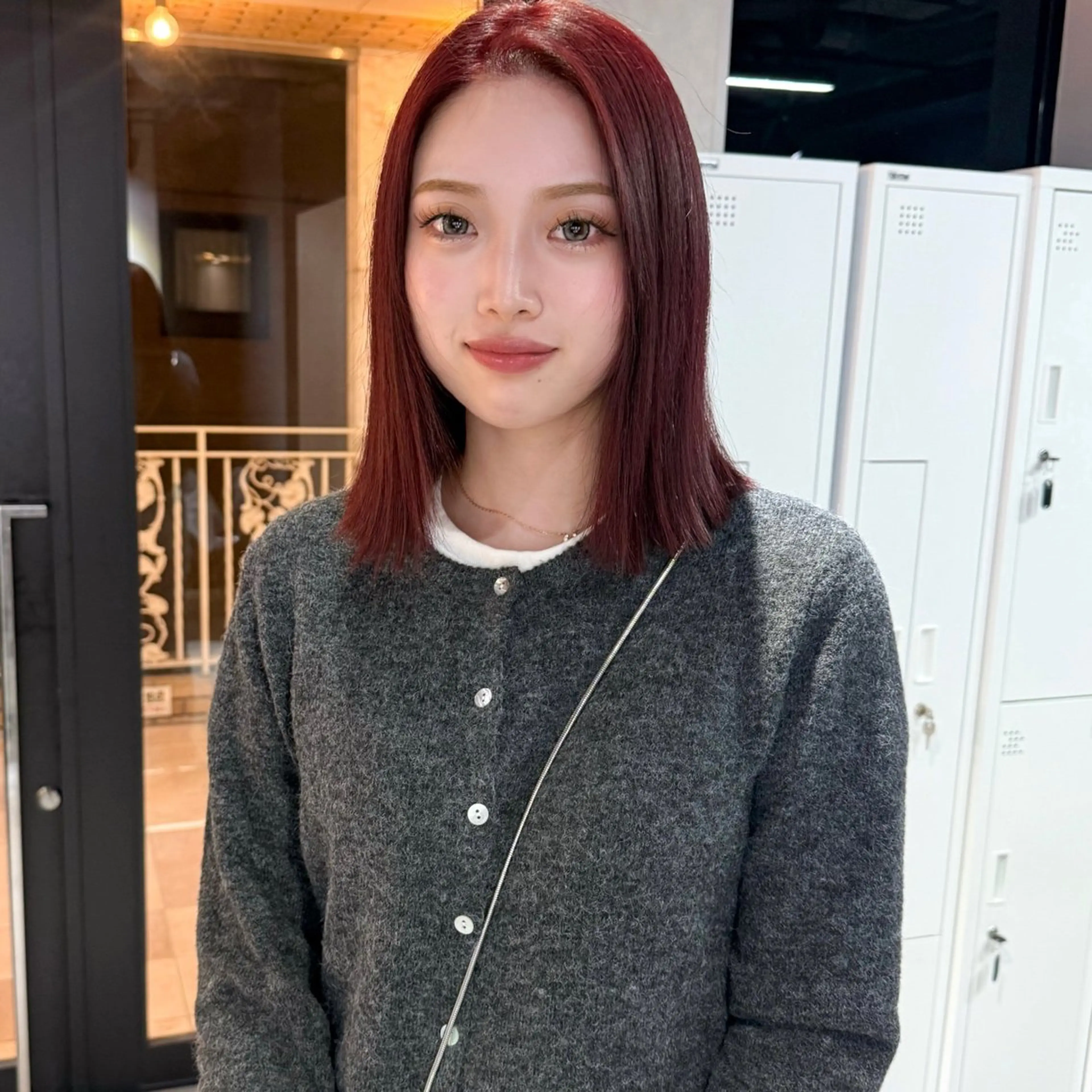 ミディアム カラー ブリーチ ケアブリーチ カシス レッドカラー ヘアカラー トリートメント 🎀ミルクティー/暖 色×レイヤー/マリアのヘアスタイル