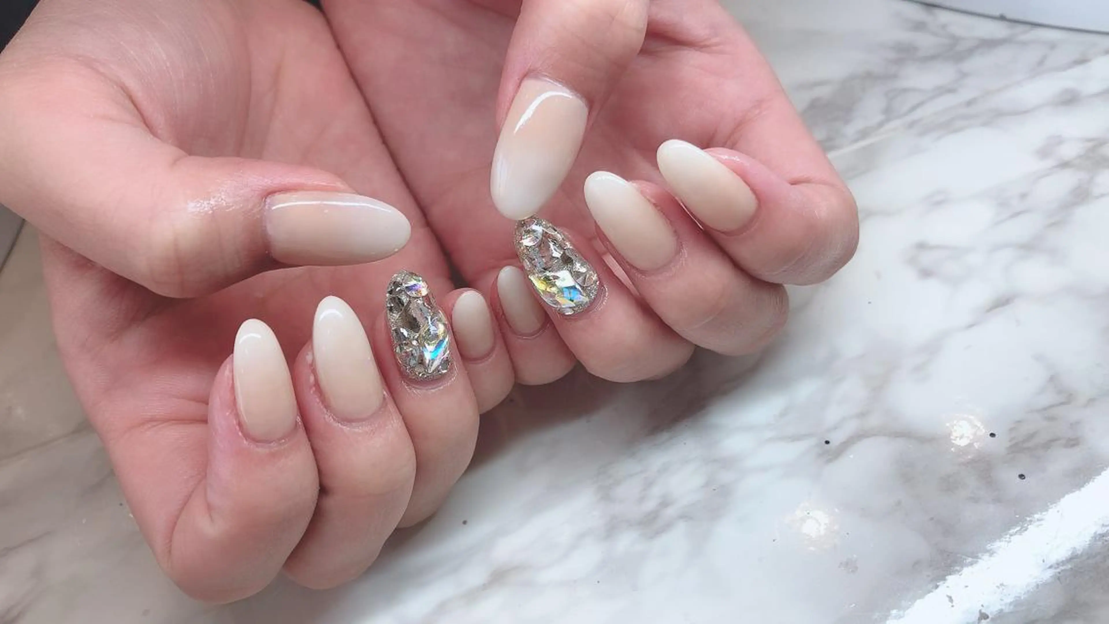 ネイル noix nail &eyeのネイルデザイン