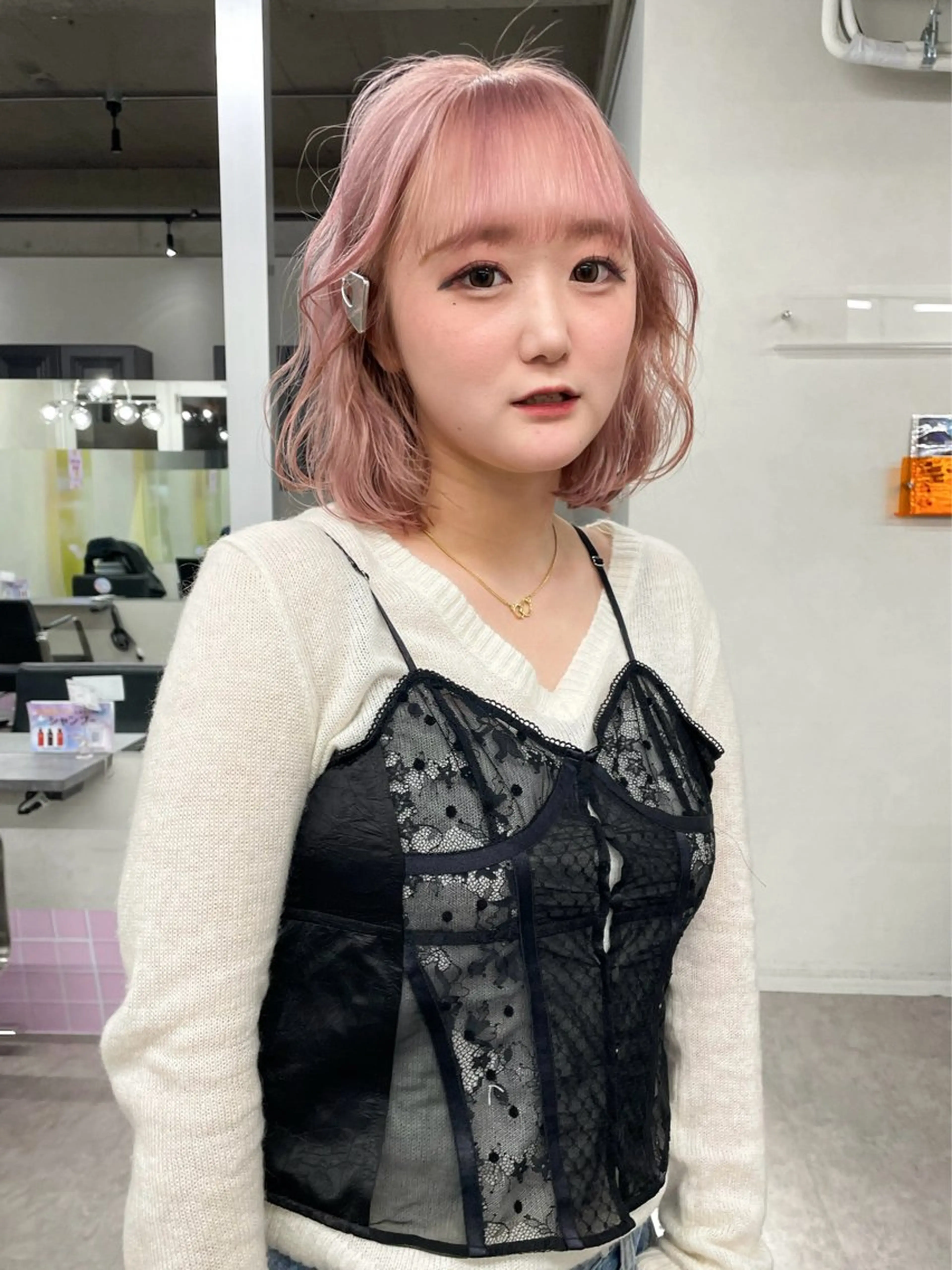 ミディアム カラー ブリーチ ハイトーンカラー ピンクカラー ブリーチ/ベージュ 💕/momoaのヘアスタイル