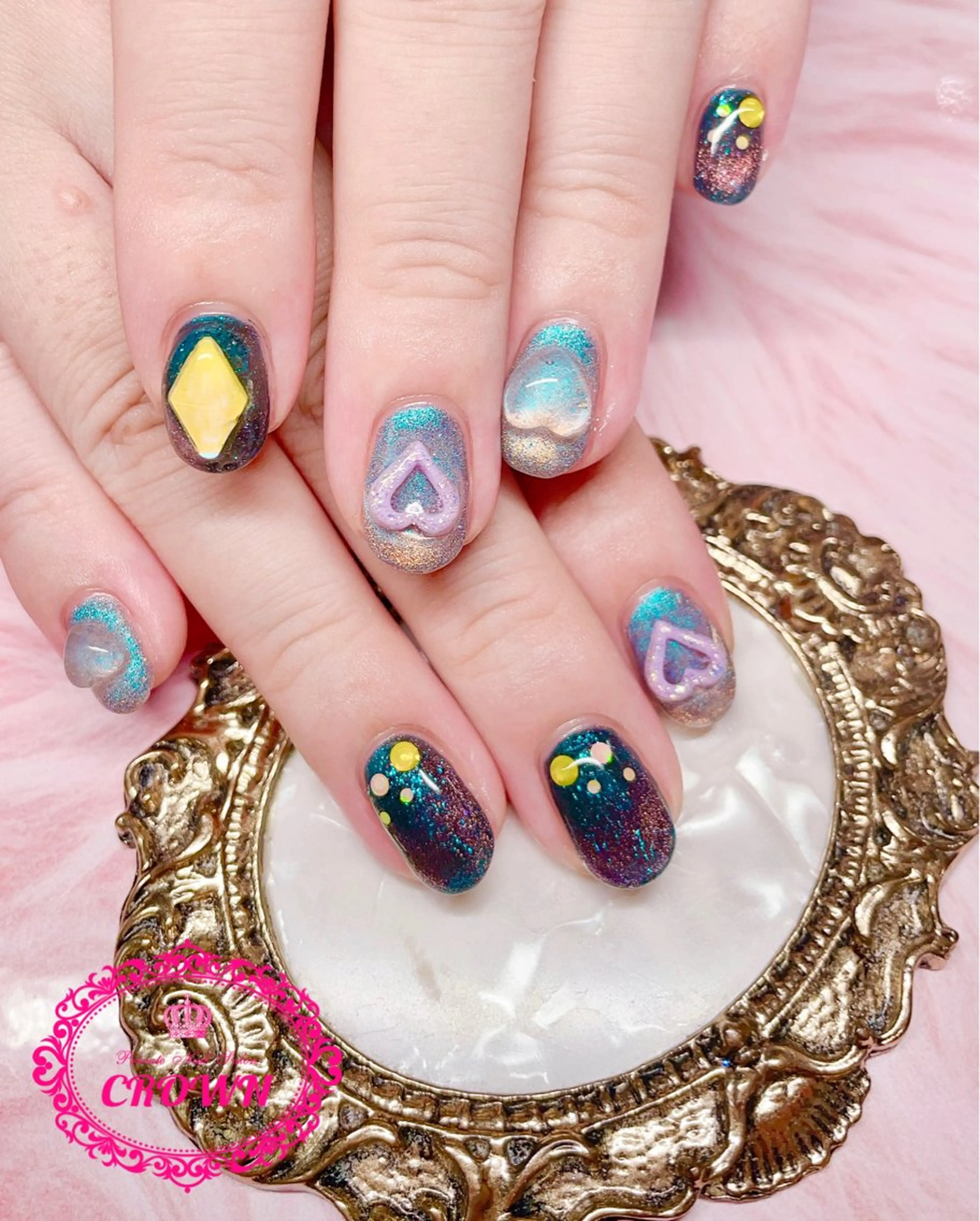 ネイル CROWN プライベートサロンのネイルデザイン