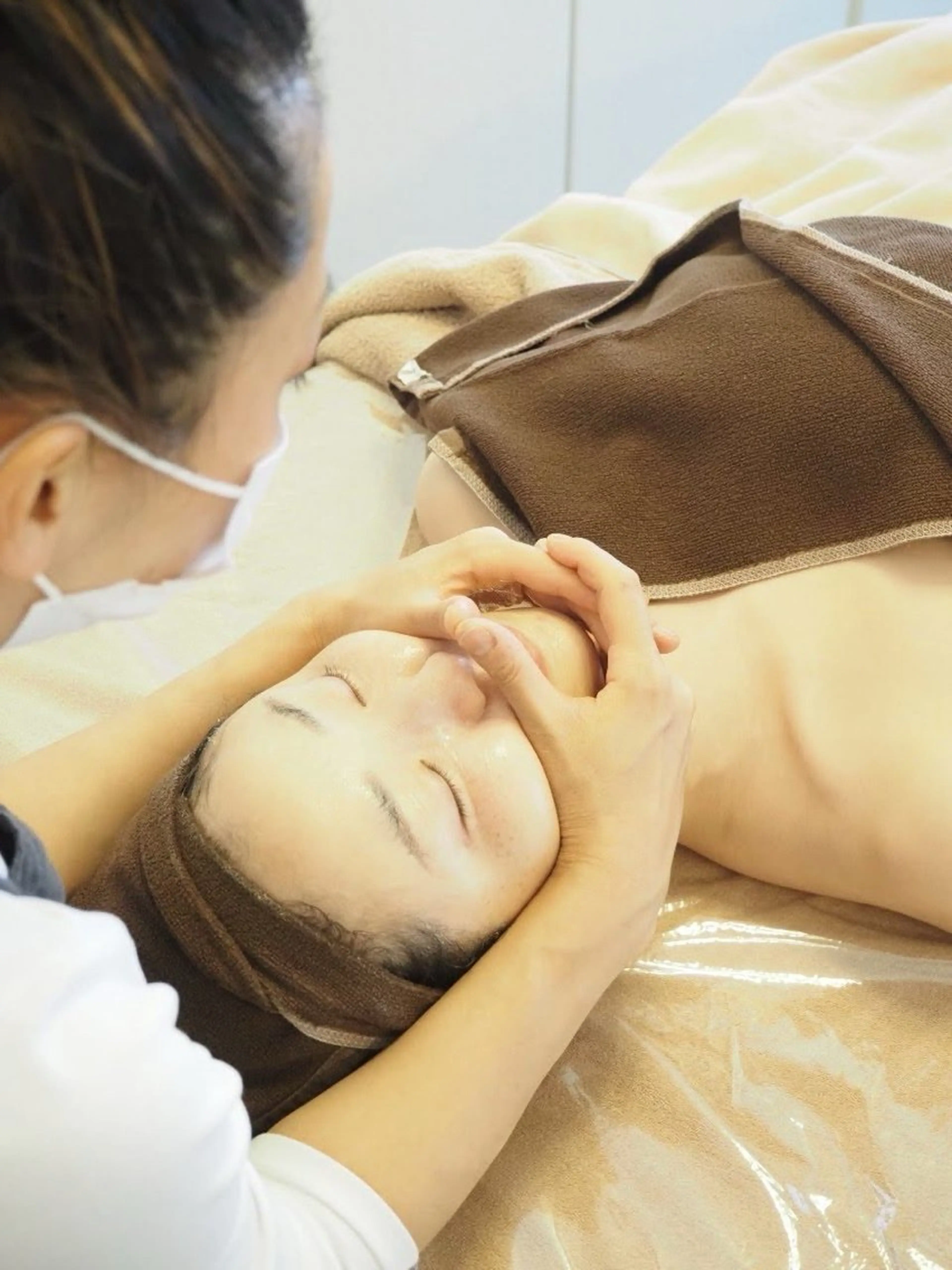 【一番人気！】頭から丸ごと小顔✨顔筋美骨小顔フェイシャルの写真