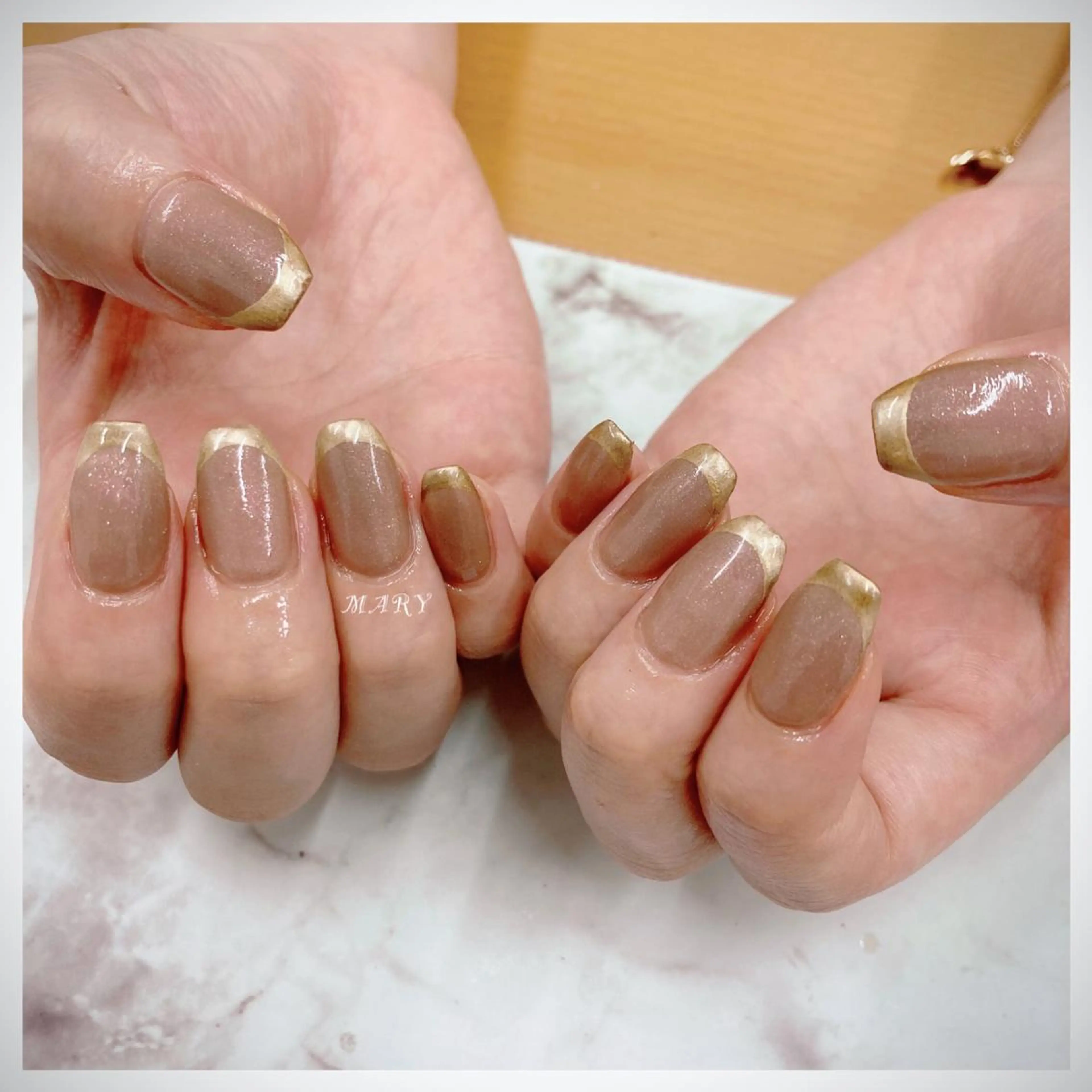 ネイル フレンチネイル ゴールド マグネットネイル スクエアネイル ハンドネイル Mary nail .narumiのネイルデザイン