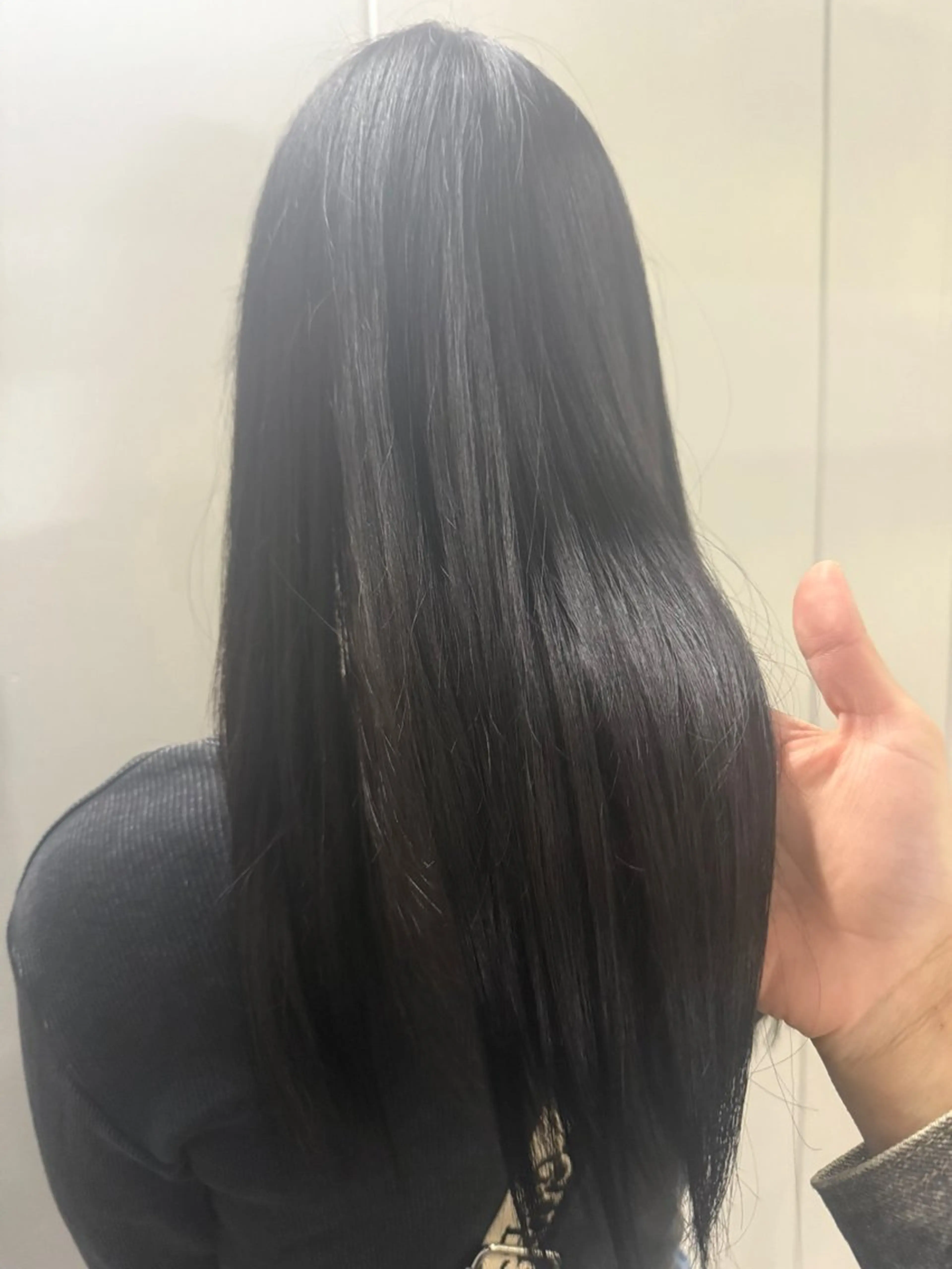 カラー 透明感カラー ダークグレー ダークグレージュ グレージュ ヘアカラー 水谷 華子のヘアスタイル