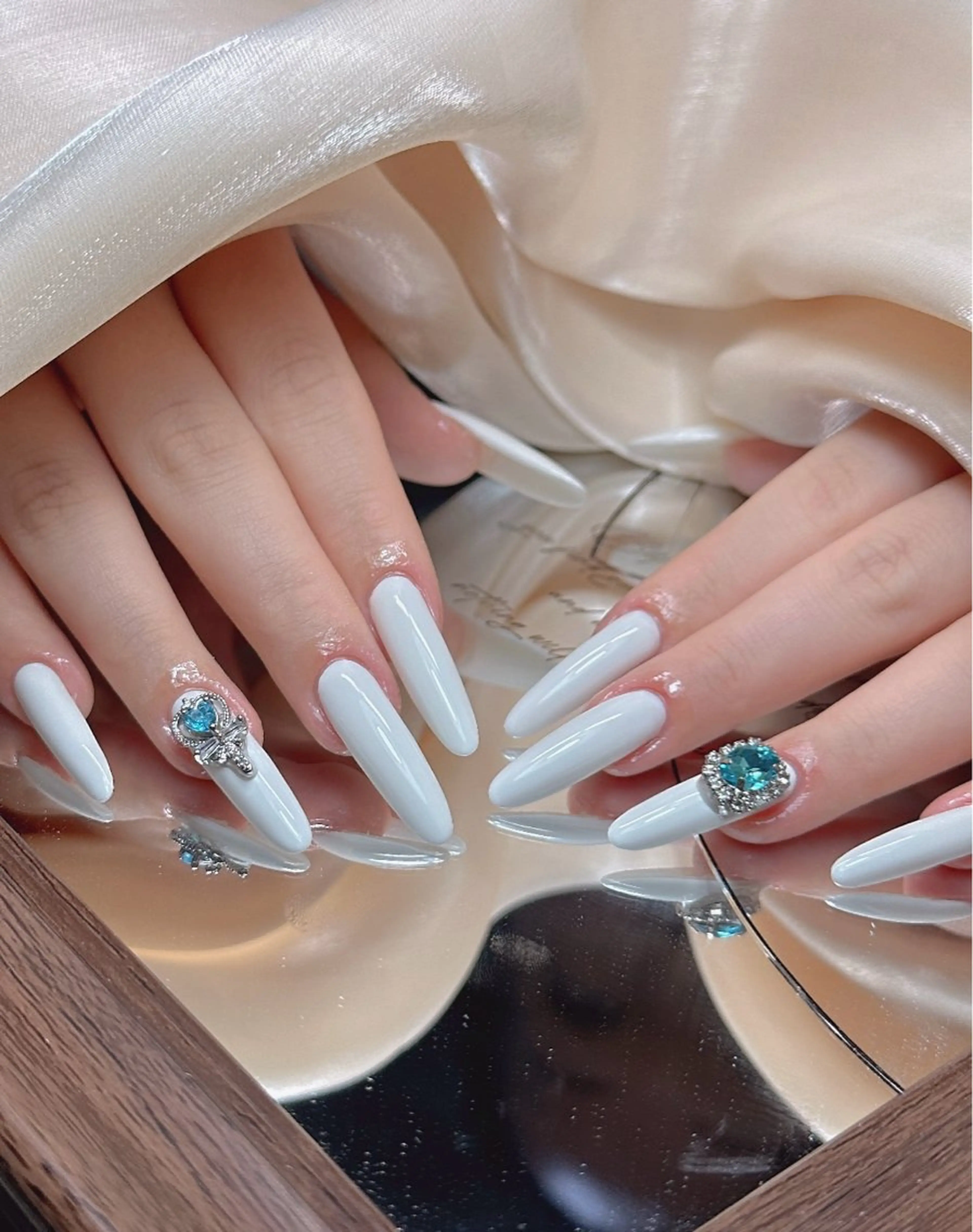 ネイル ハンドネイル ハンドケア sunnynail 小桃のネイルデザイン