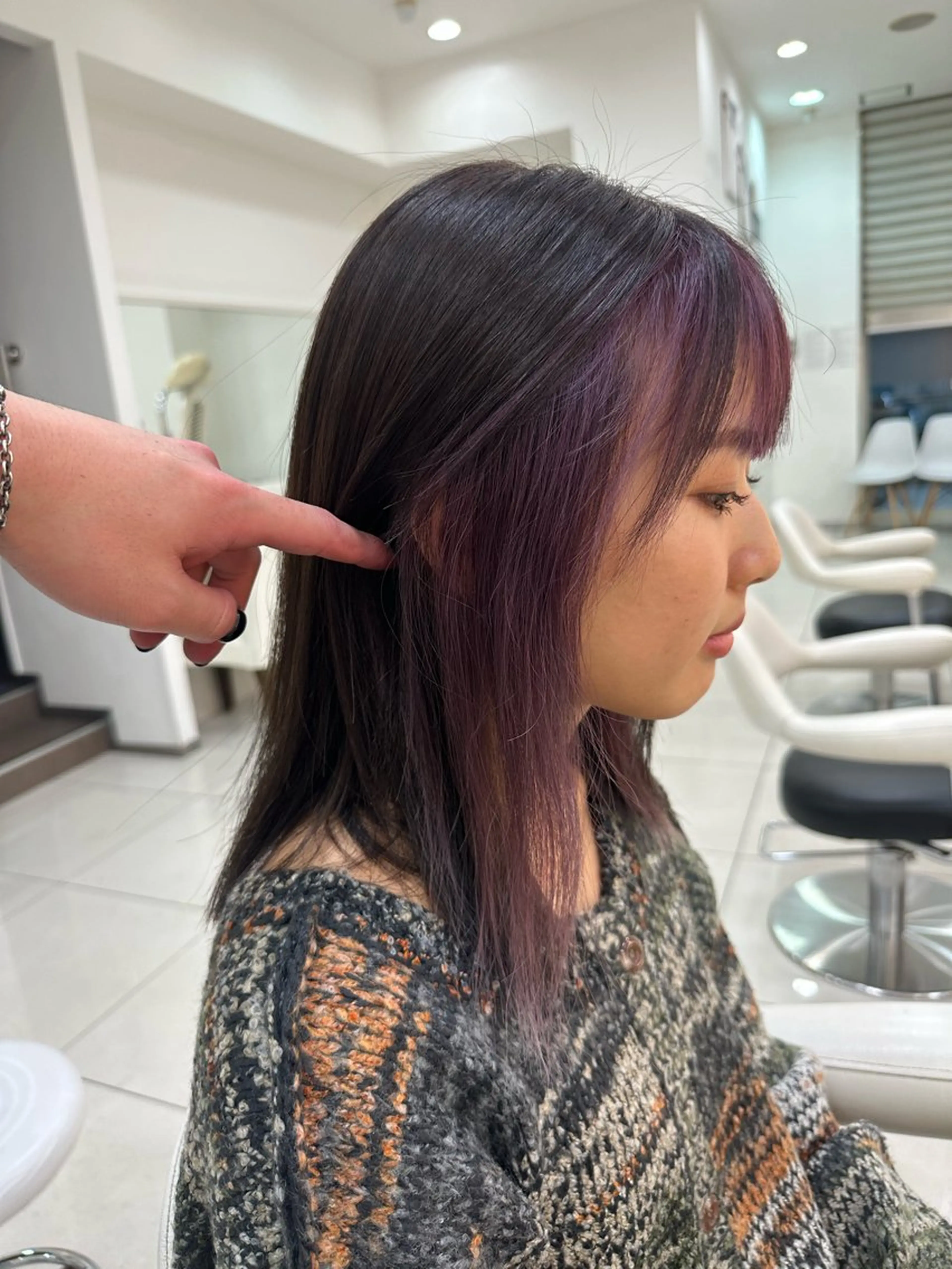 セミロング ミストバング 顔周りカット ヘアカラー 竹下 勝也のヘアスタイル