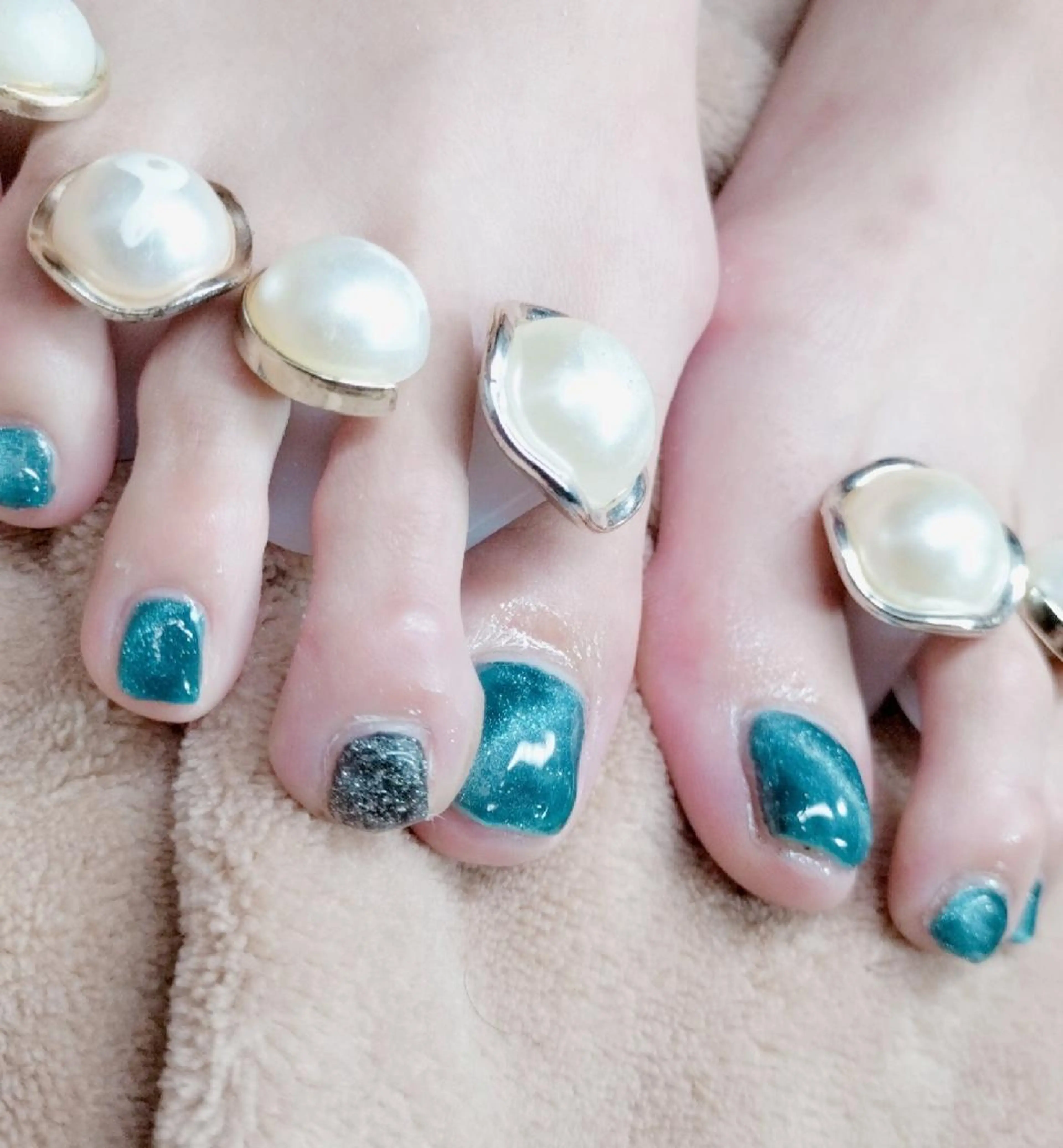 ネイル 小金井市のネイル ・美肌・眉毛やさんの眉毛・アイブロウイメージ