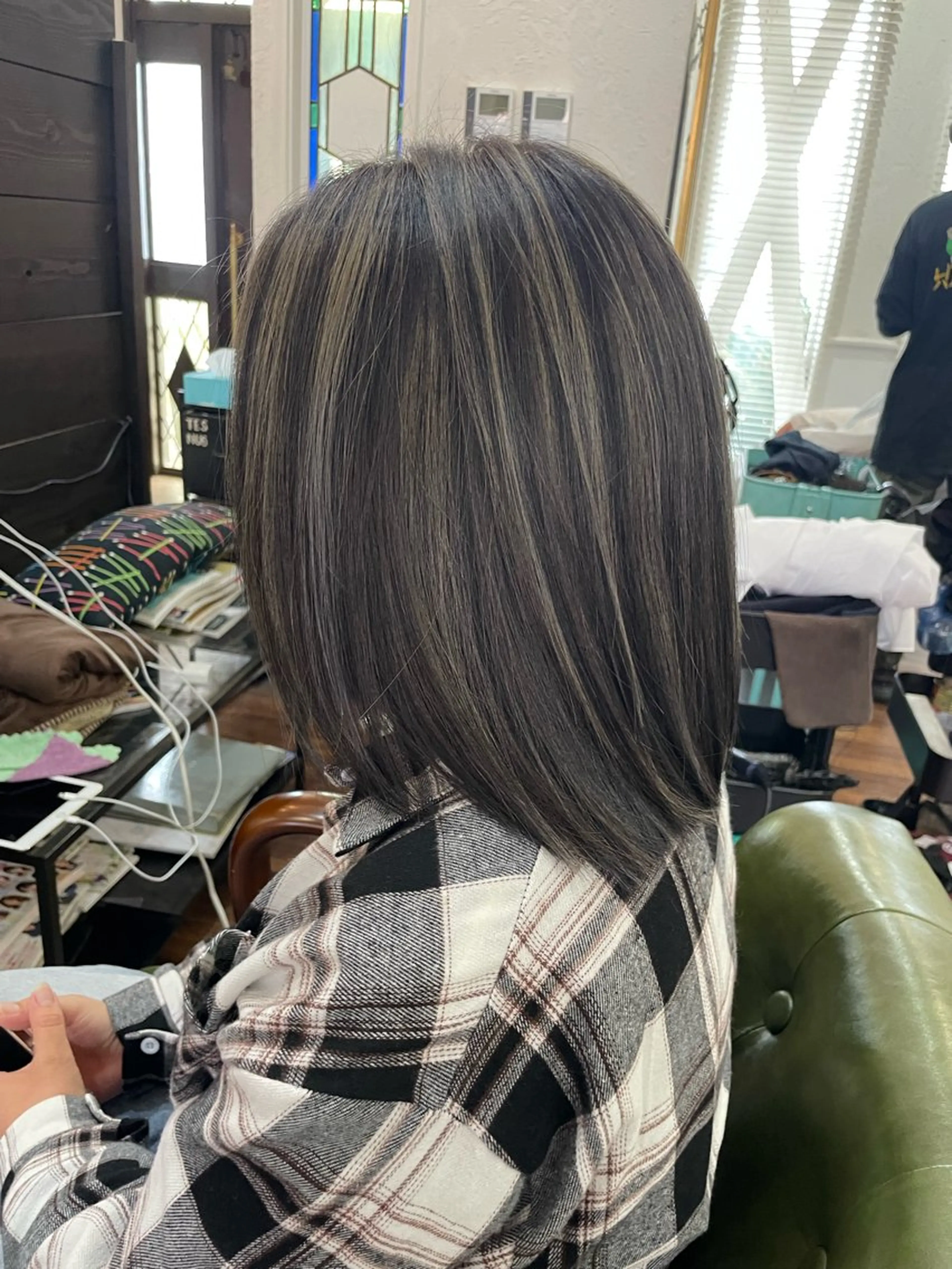 ミディアム ヘアカラー 下林 雅明のヘアスタイル