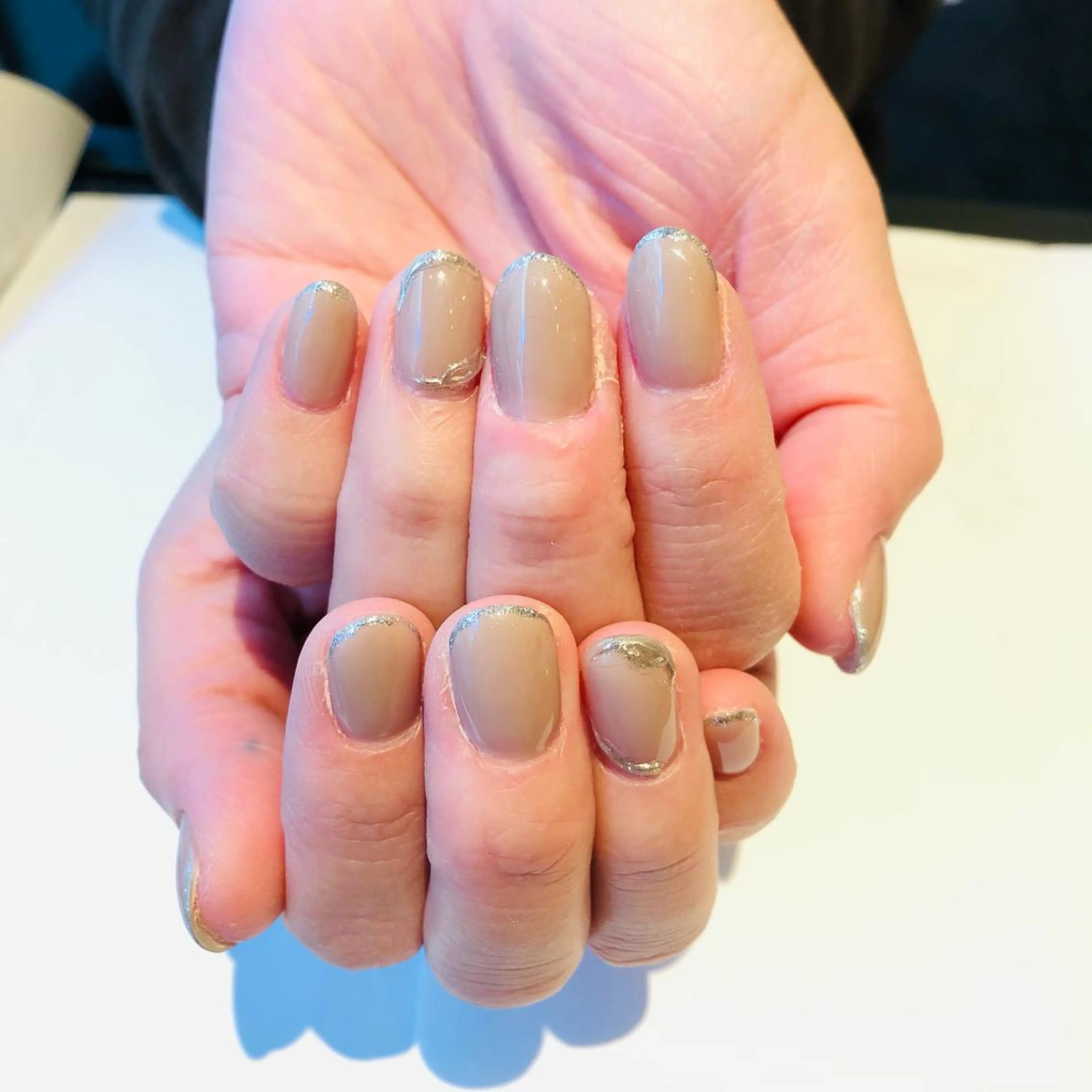 ネイル ミラーネイル ハンドネイル 大阪福島韓国束感まつ げ Sayaka🤍のマツエク・マツパデザイン