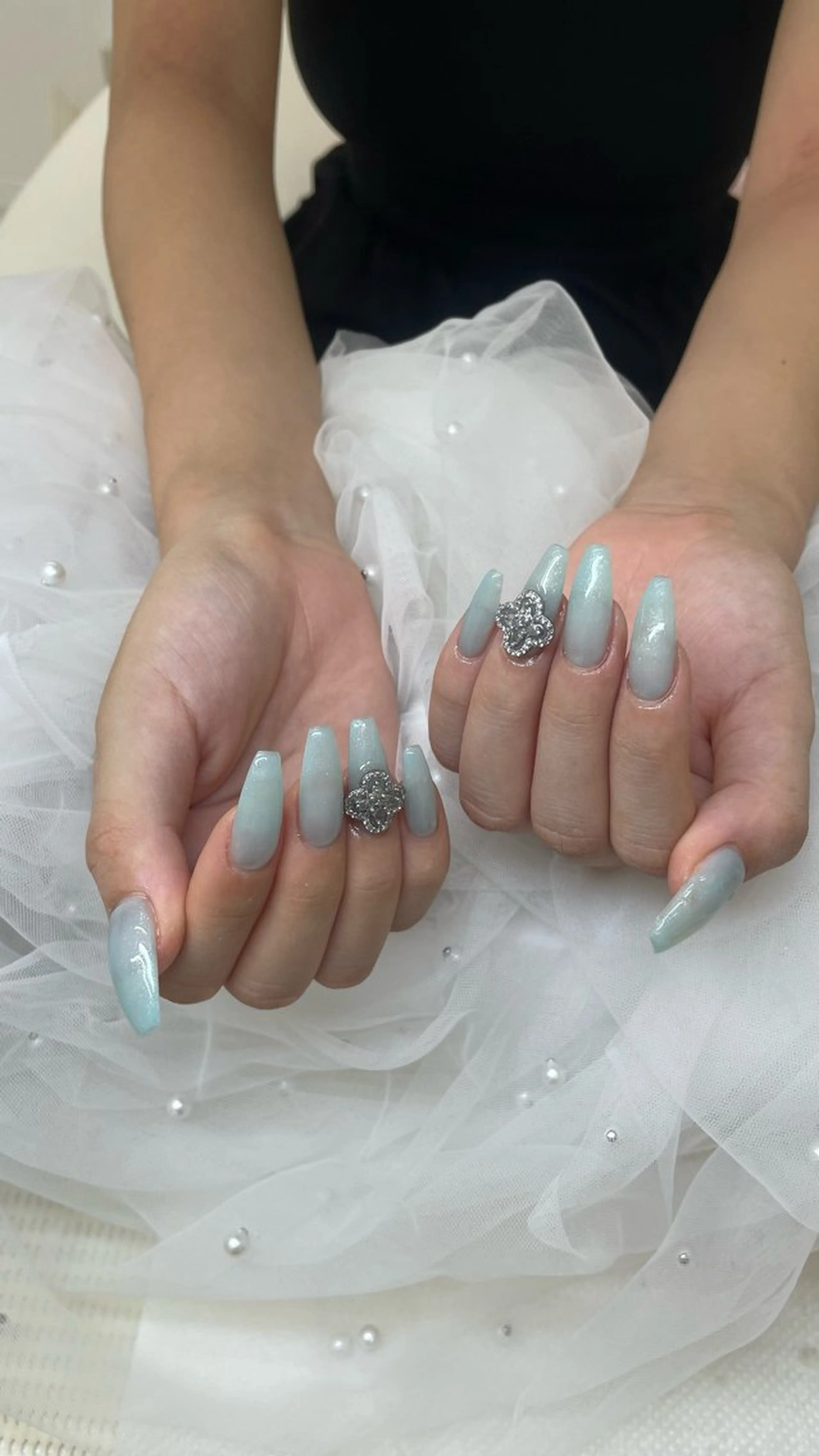 ネイル moon nail hikariのネイルデザイン