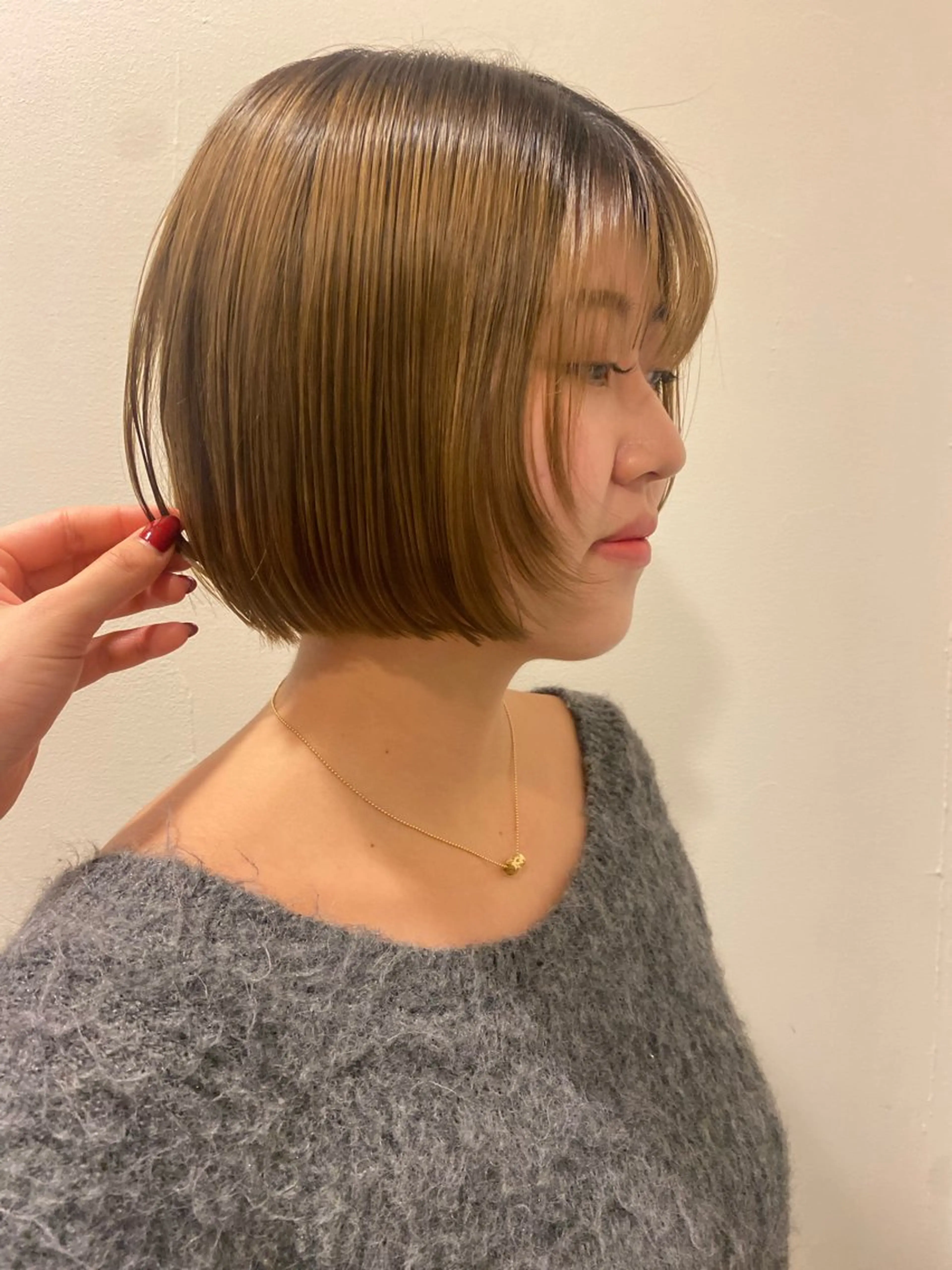 ミディアム 梅津 桜子のヘアスタイル