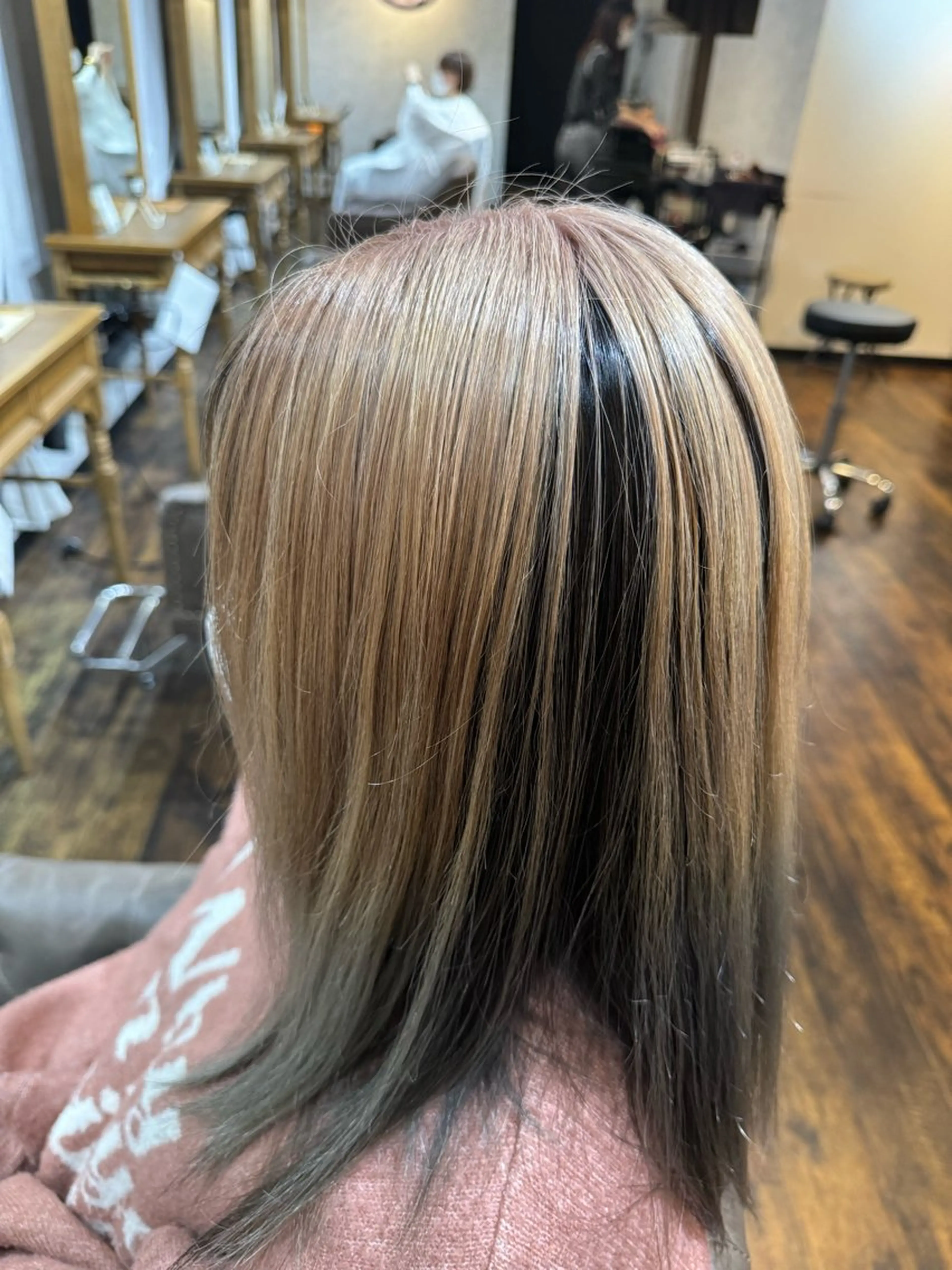 カラー 松永 かずきのヘアスタイル