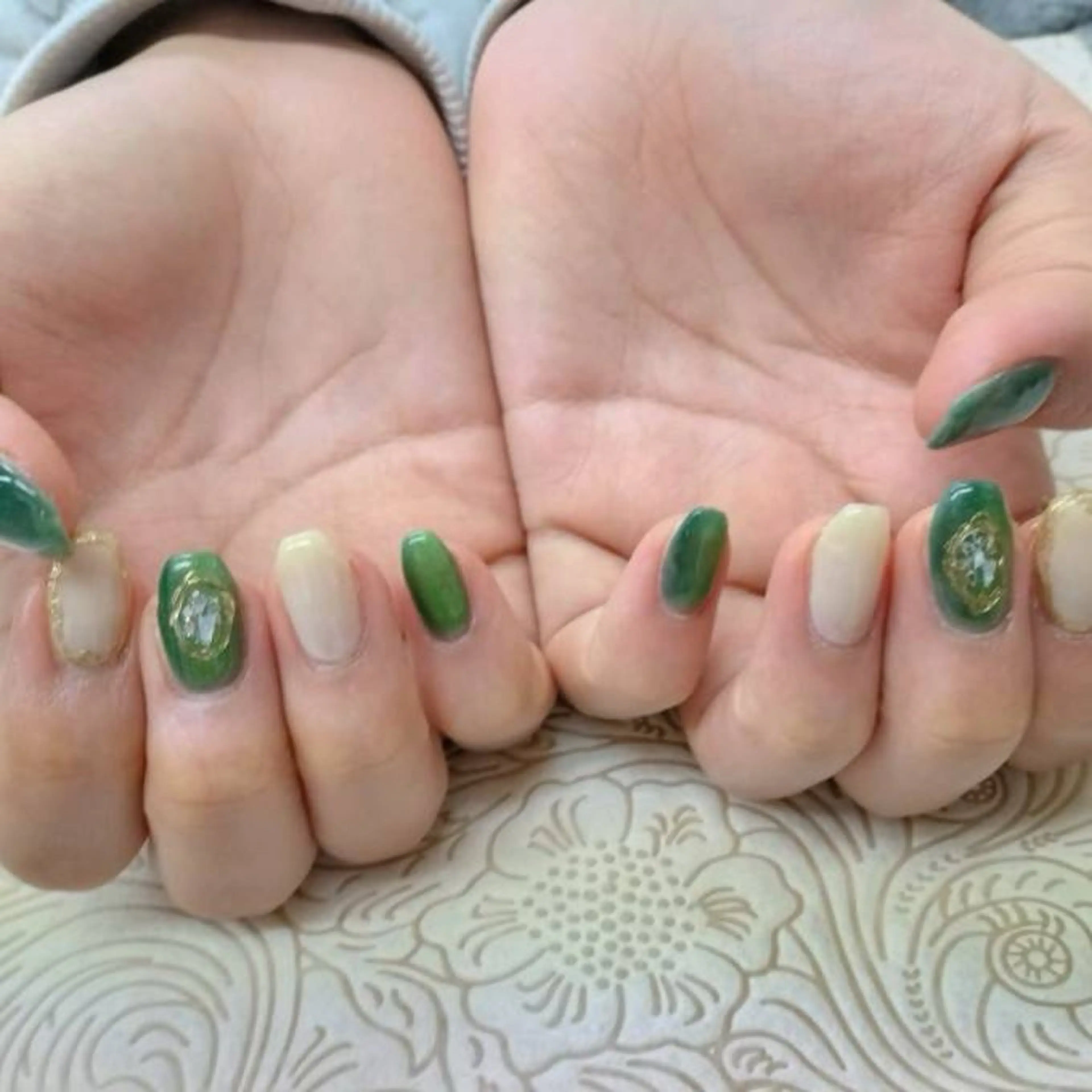 ネイル フラワーネイル precious nail  roomのネイルデザイン