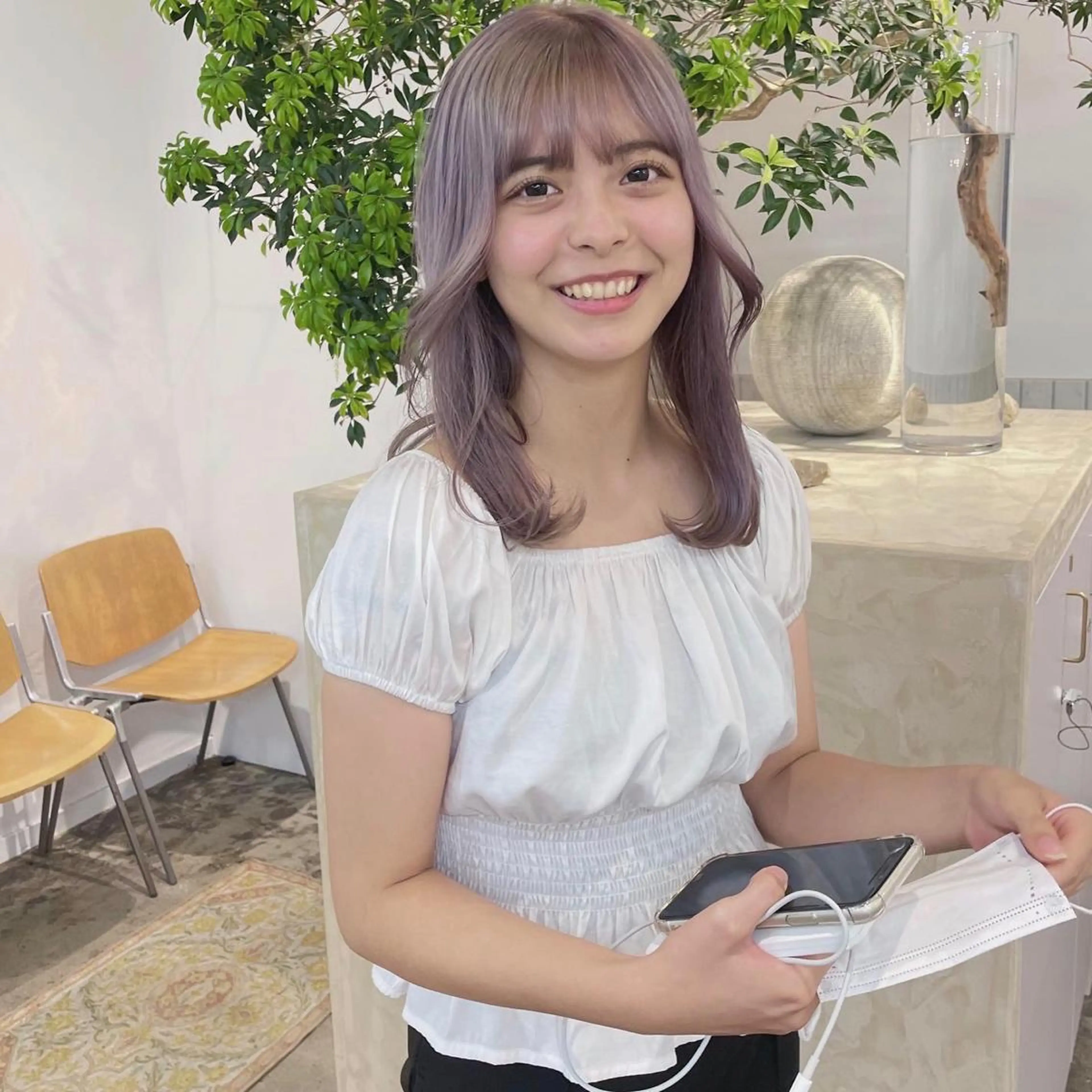 セミロング ラベンダーベージュ くびれヘア 顔周りカット 韓国風ヘア レイヤーカット スギヤマ ショウゴのヘアスタイル