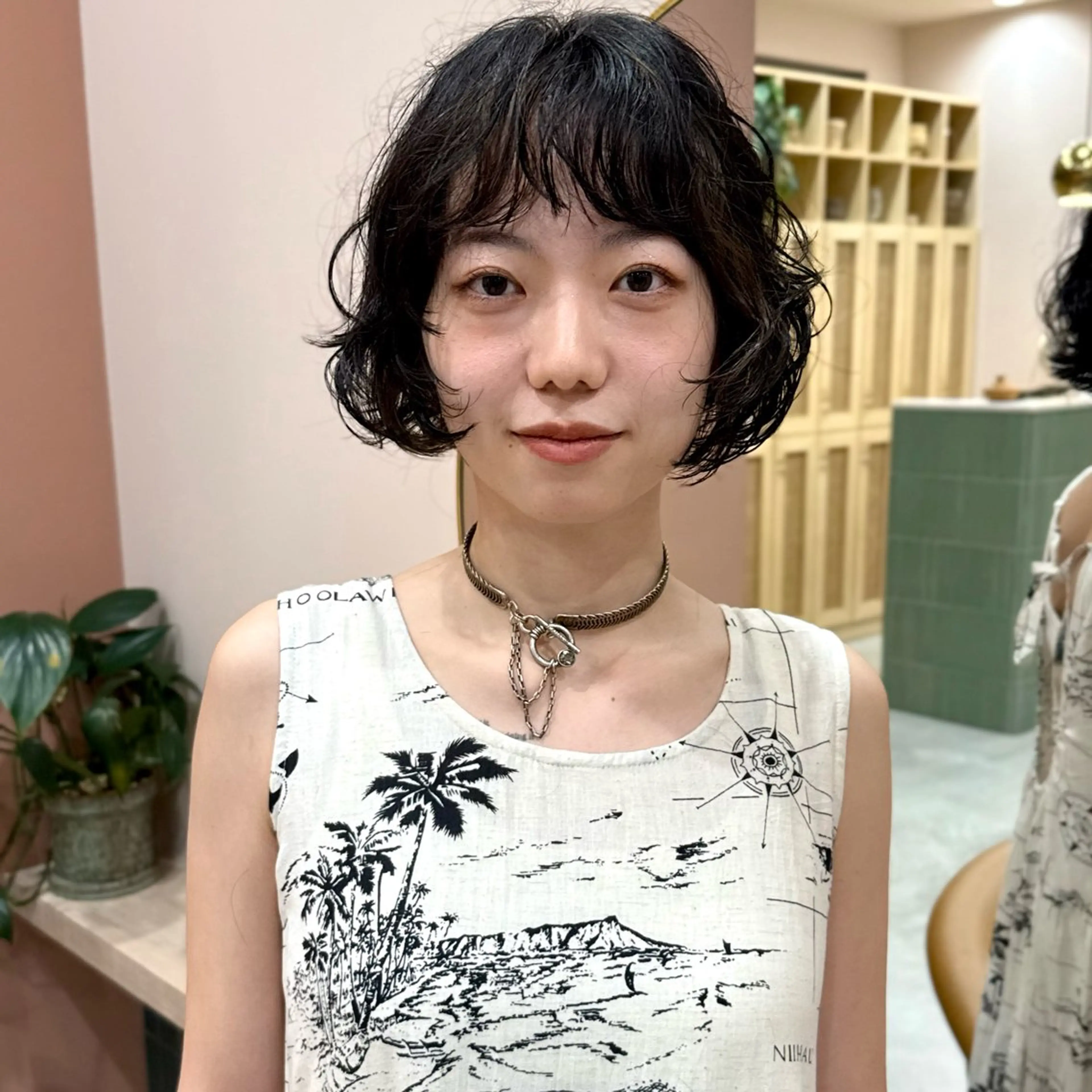 ミディアム カット パーマ 艶ブリーチカラー✨ ボブレイヤーSakiのヘアスタイル