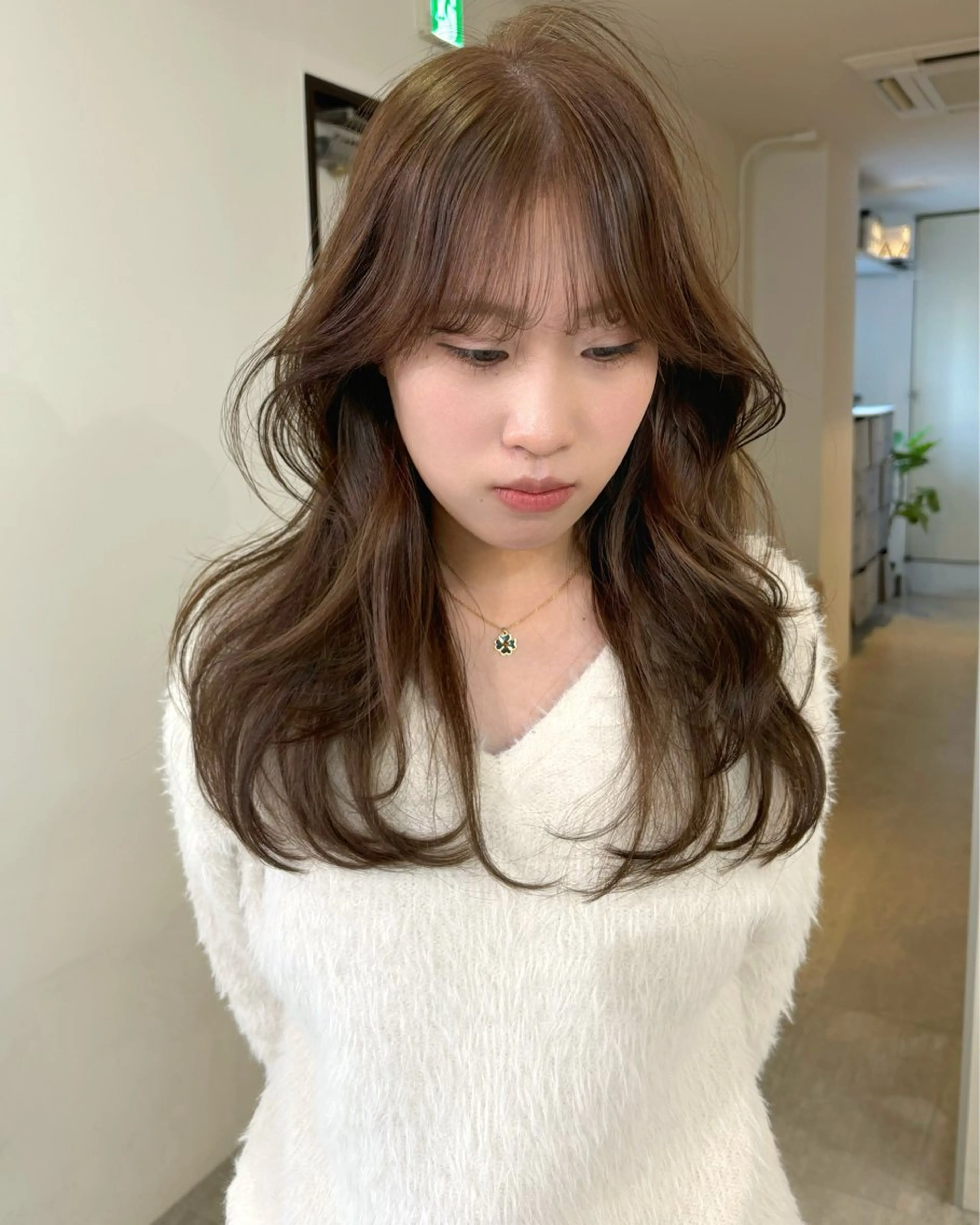 ロング カラー ベージュカラー ブリーチ 透明感カラー ブリーチなしカラー くびれヘア カット ヘアカラー mizuki/ピンク ベージュ.レイヤーのヘアスタイル