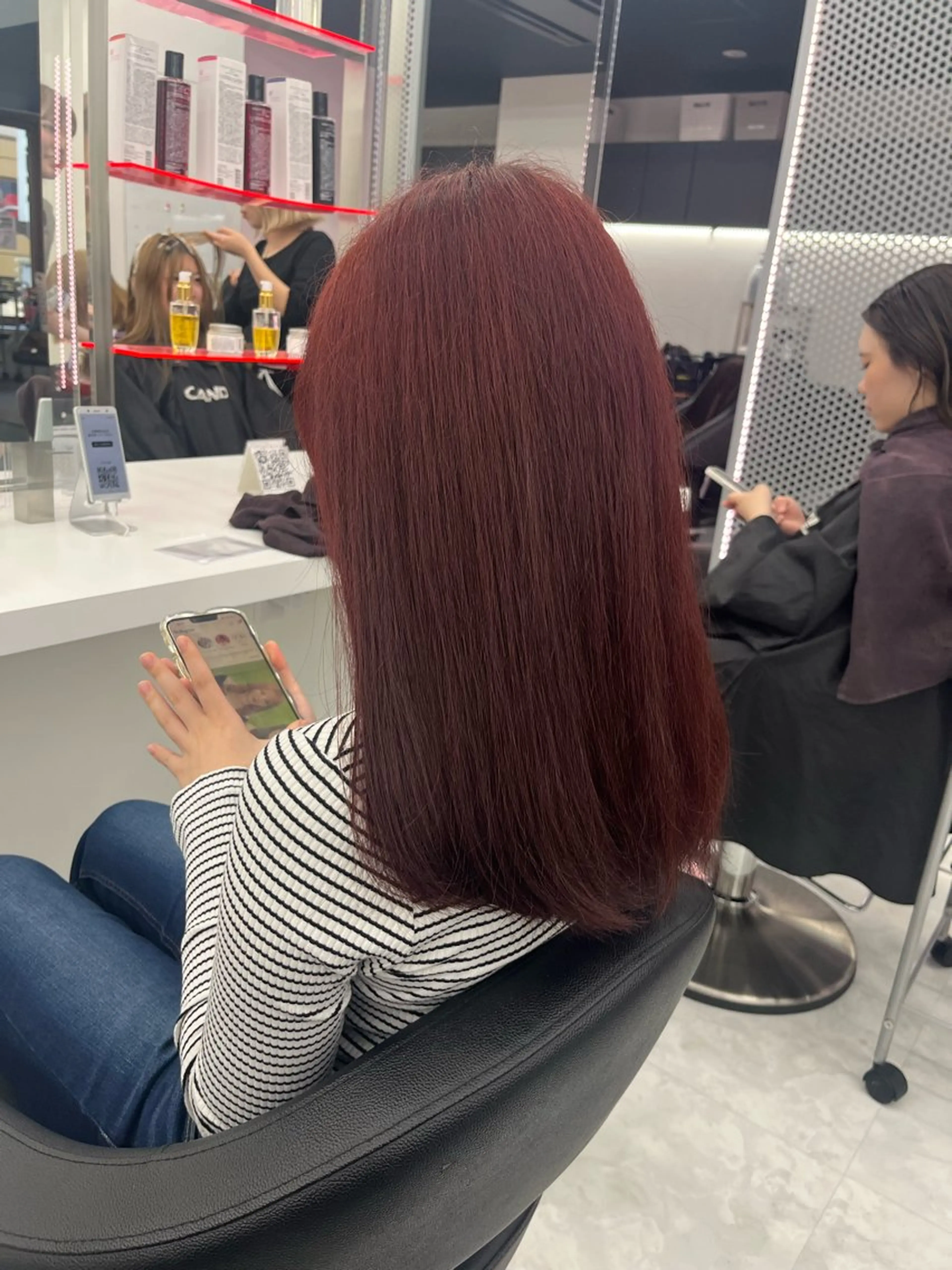 ロング カラー カシス レッドカラー ヘアカラー 💖トレンド春夏 カラー💖FUTAのヘアスタイル